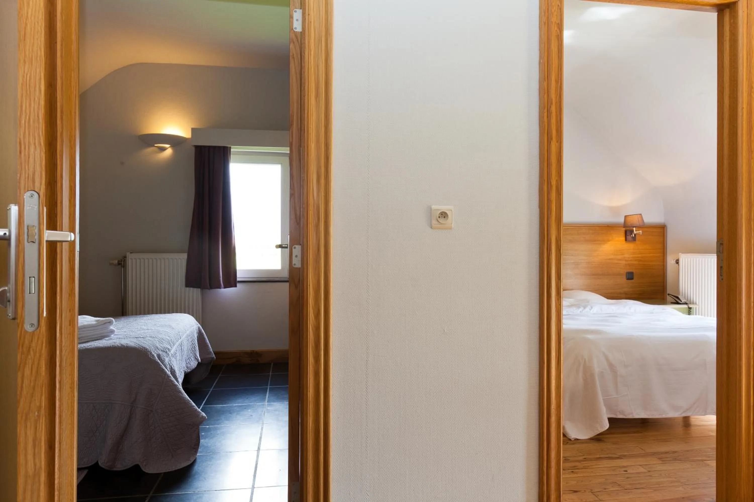 Decorative detail, Bed in Aparthotel Le Manoir du Capitaine