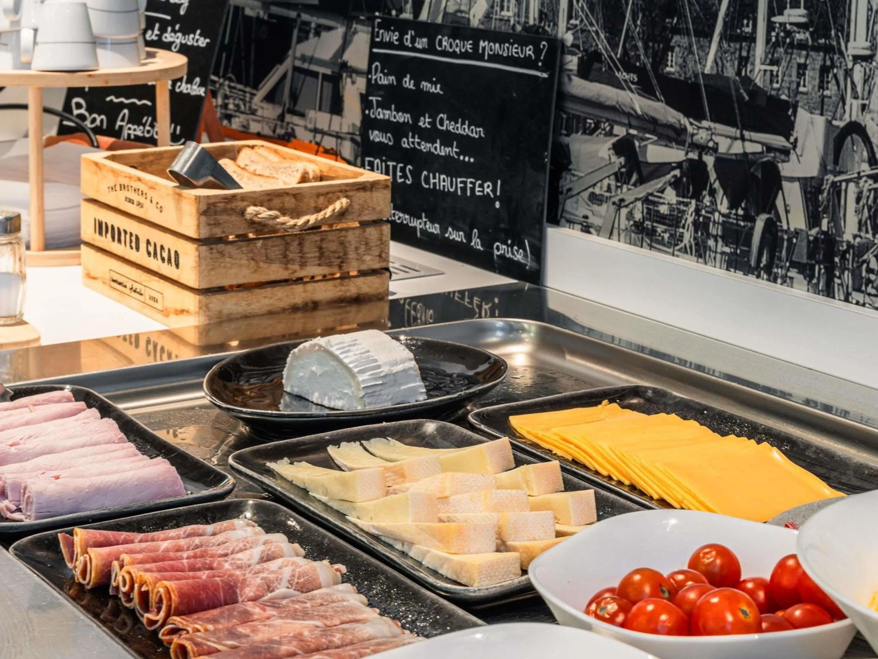 Breakfast in ibis Styles Vannes Gare Centre