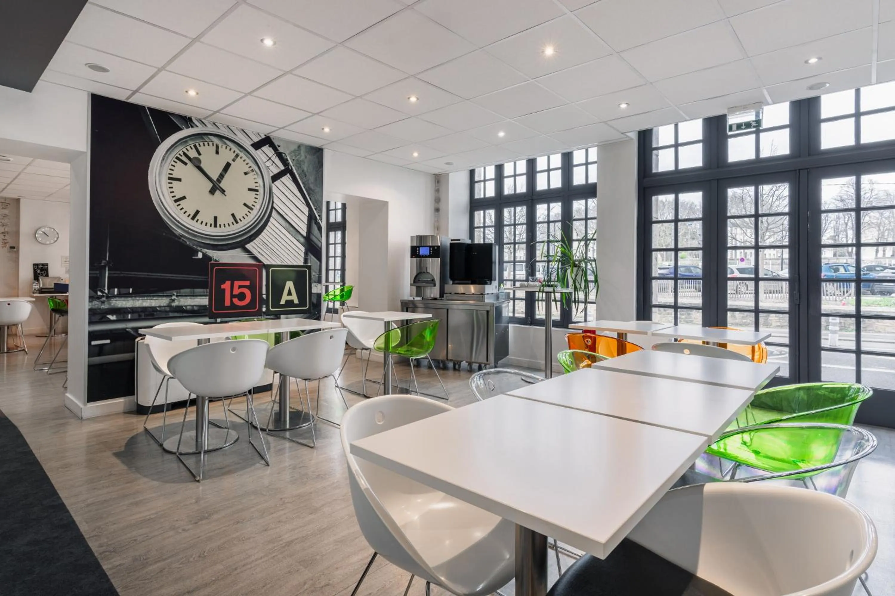 Seating area in ibis Styles Vannes Gare Centre