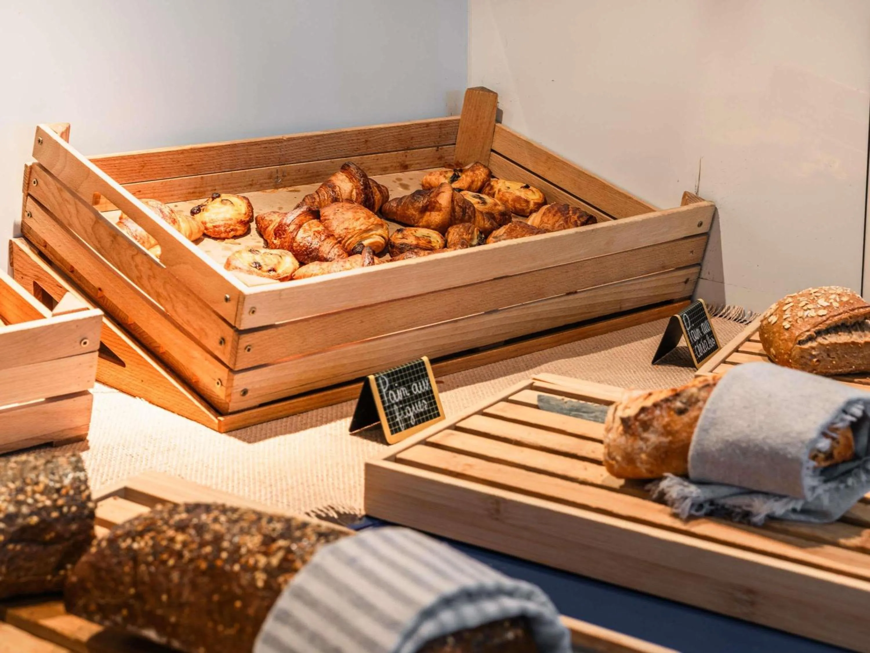 Breakfast in ibis Styles Vannes Gare Centre