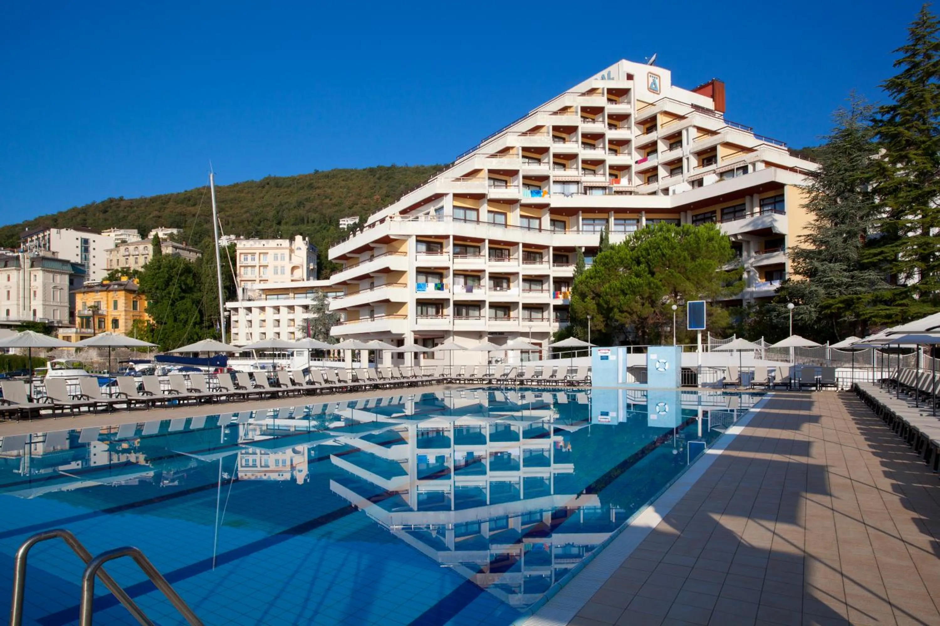 Summer in Hotel Admiral - by Liburnia Hotels & Villas