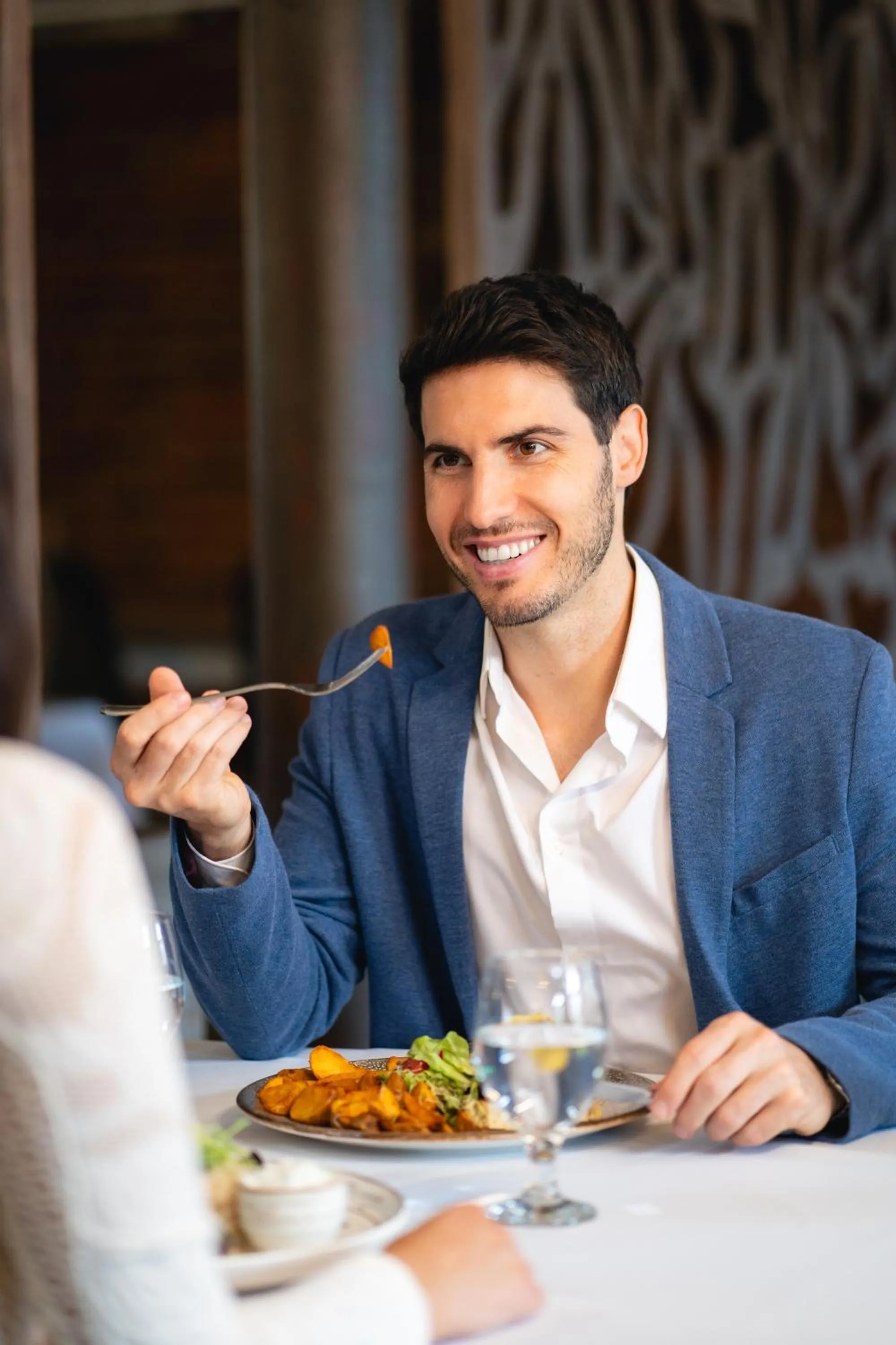 Guests in Hunor Hotel és Étterem