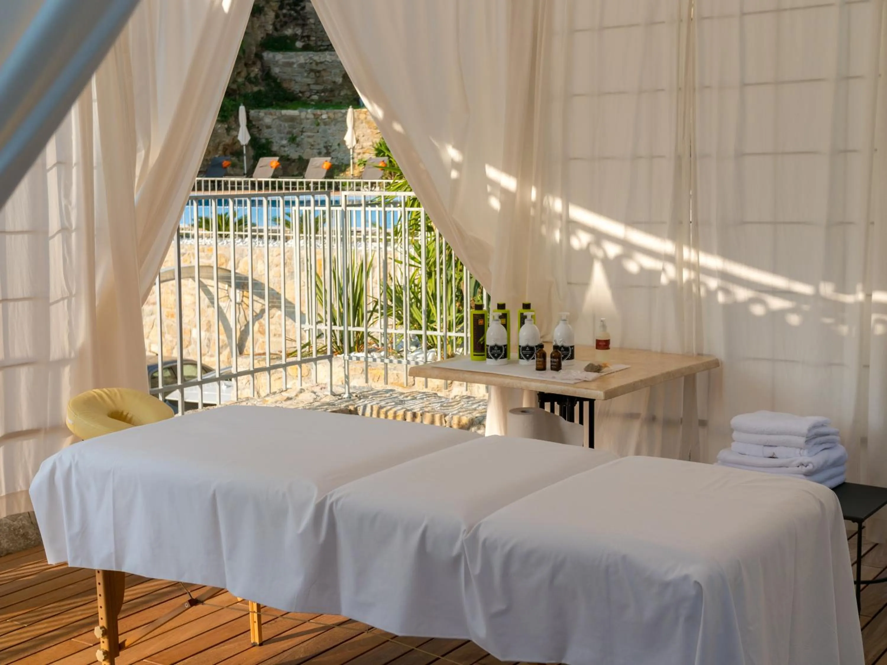 Massage, Bed in Arbiana Heritage Hotel