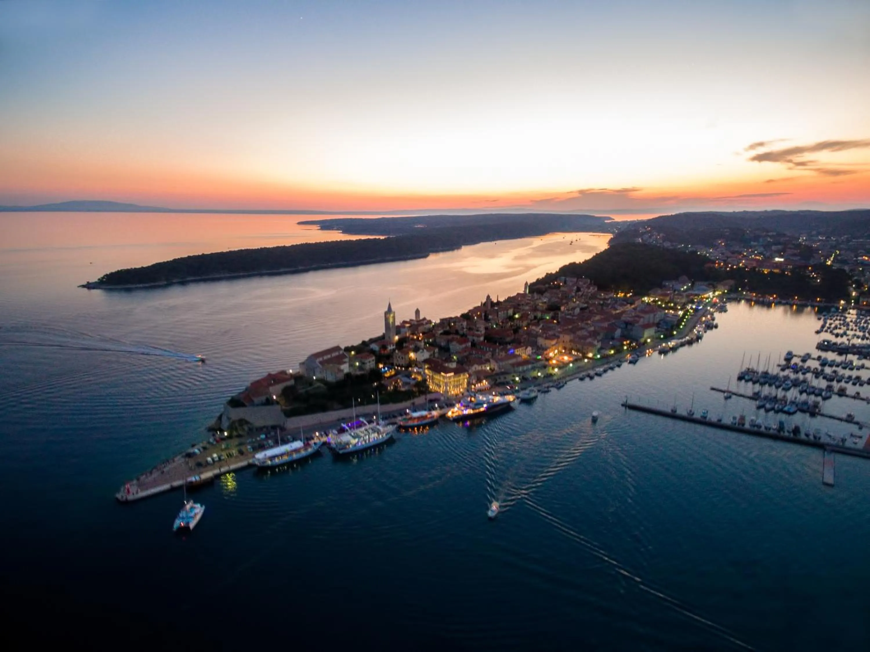Night in Arbiana Heritage Hotel