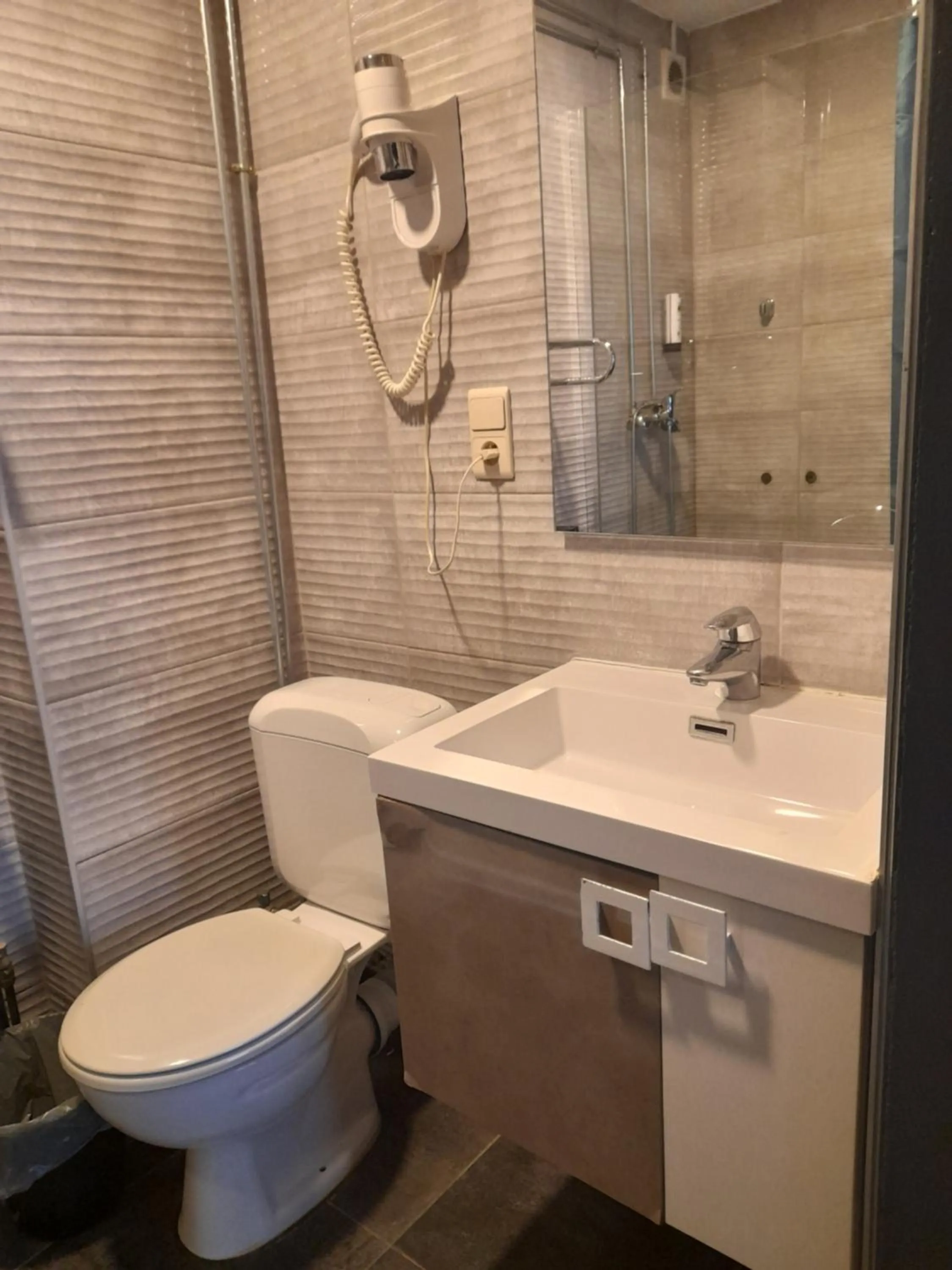 Bathroom in Hotel Albergo