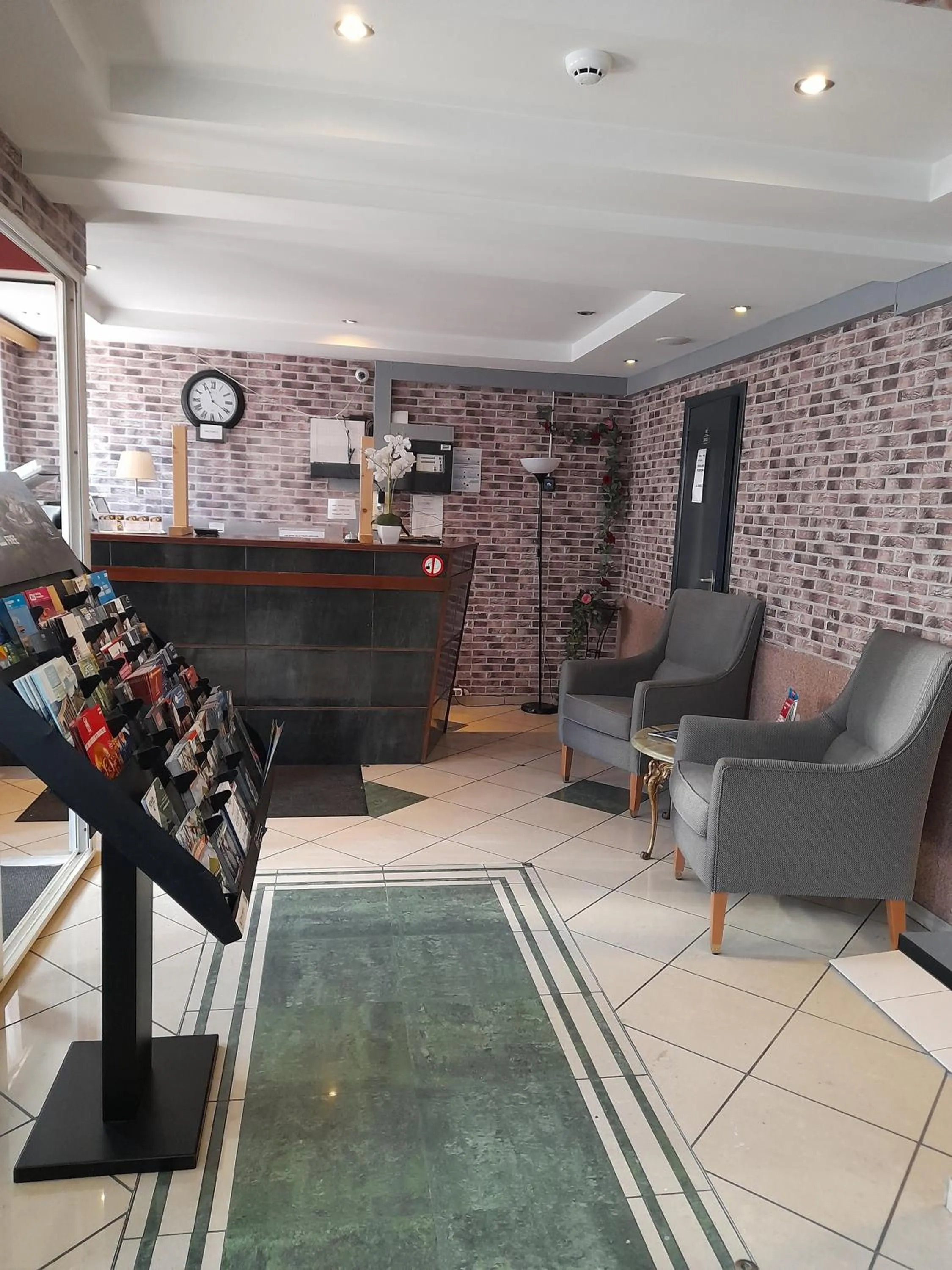 Seating area, Lobby/Reception in Hotel Albergo