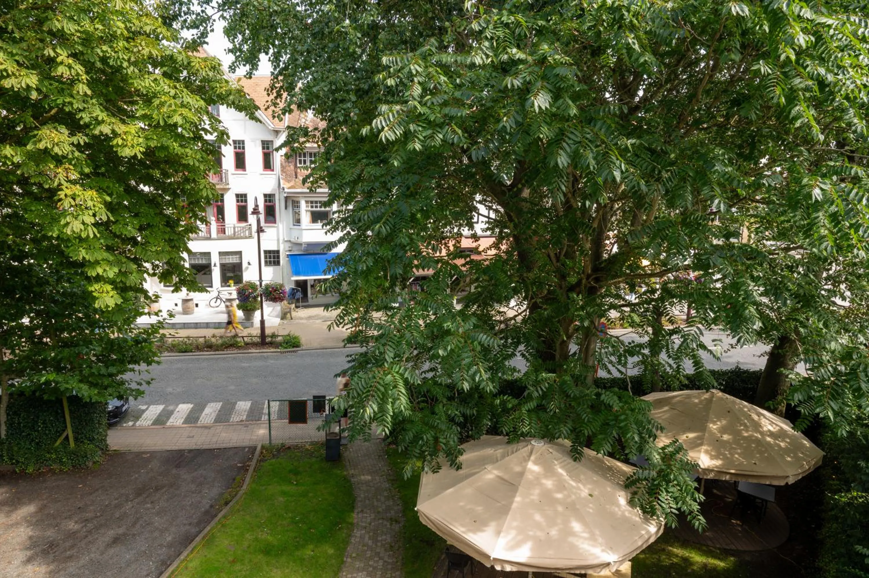 Spring in Hotel Canteklaar