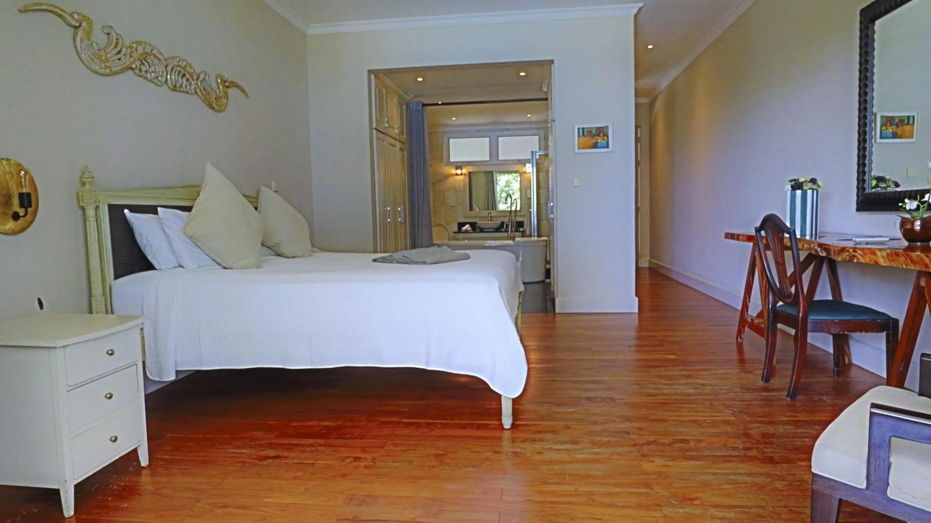 Bed in Chateau Elysium