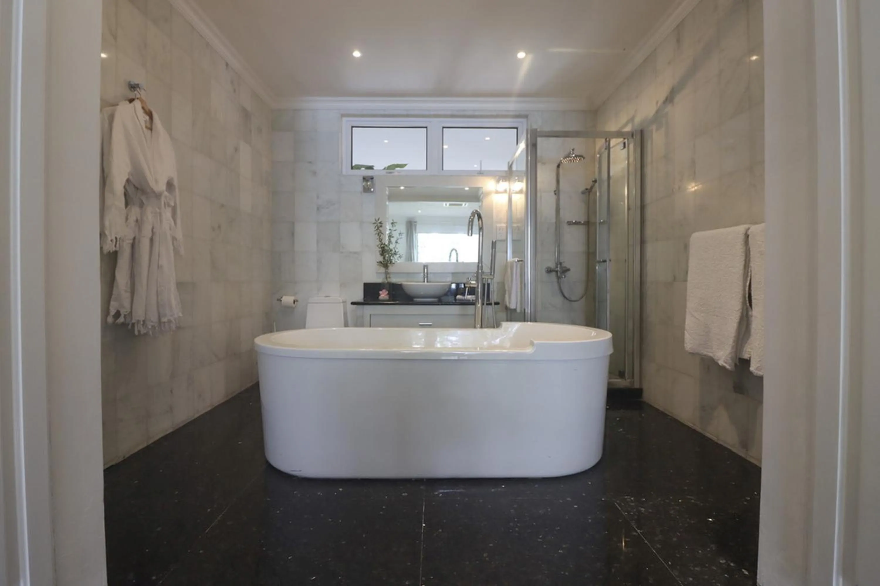 Bathroom in Chateau Elysium