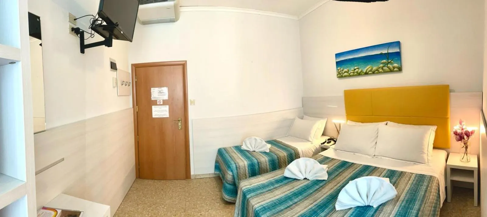 Bedroom, Bed in Hotel Crystal NUOVA GESTIONE 2025