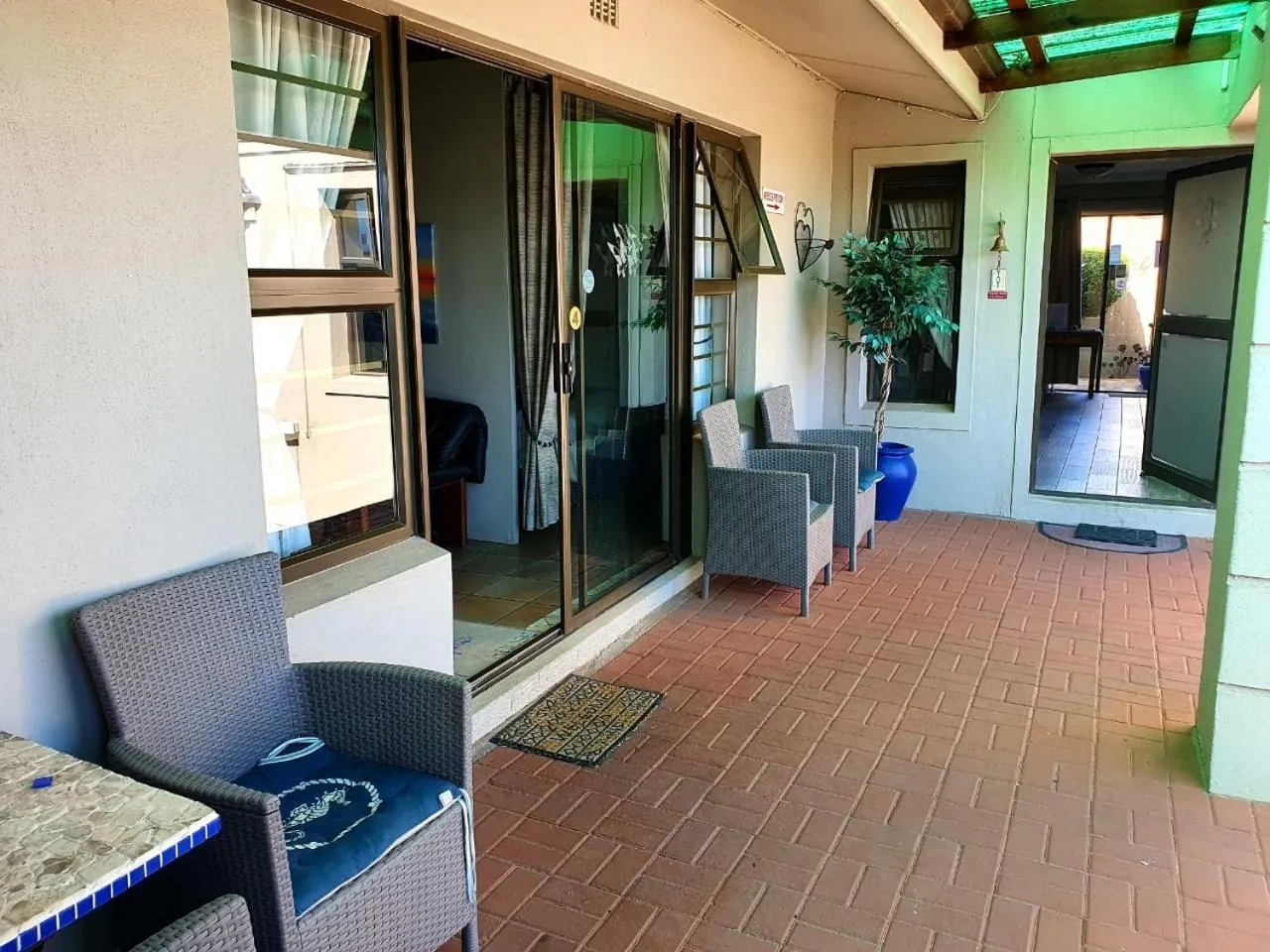 Balcony/Terrace in Seagulls Guest House