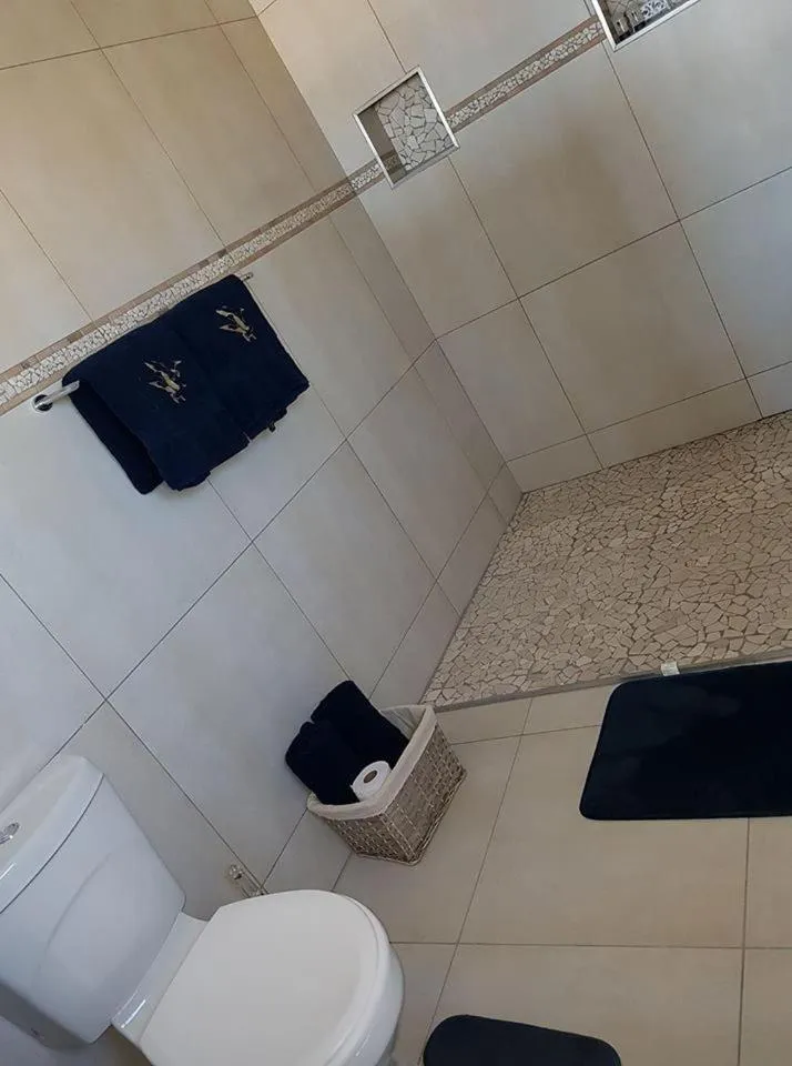 Bathroom in Seagulls Guest House