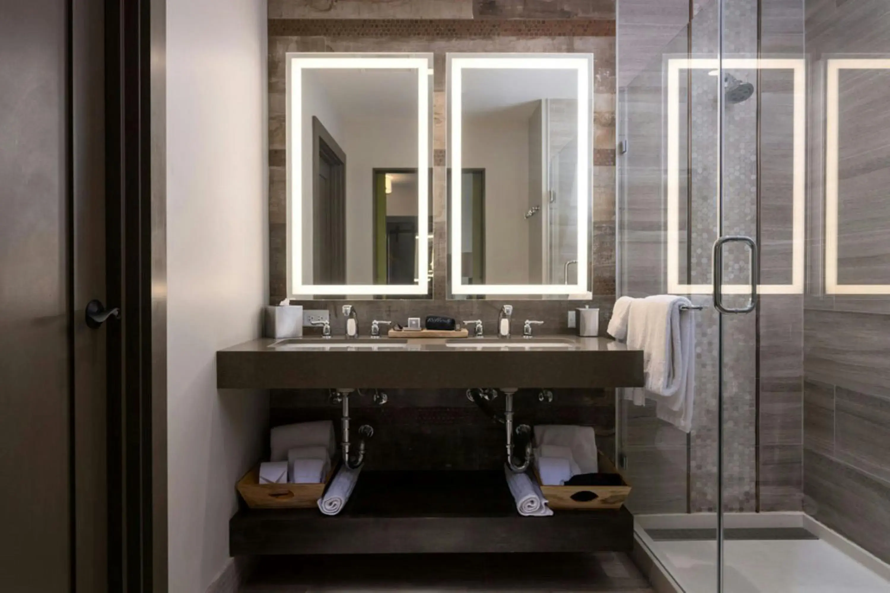 Junior King Suite in The Stella Hotel, Autograph Collection Junior King Suite in The Stella Hotel, Autograph Collection