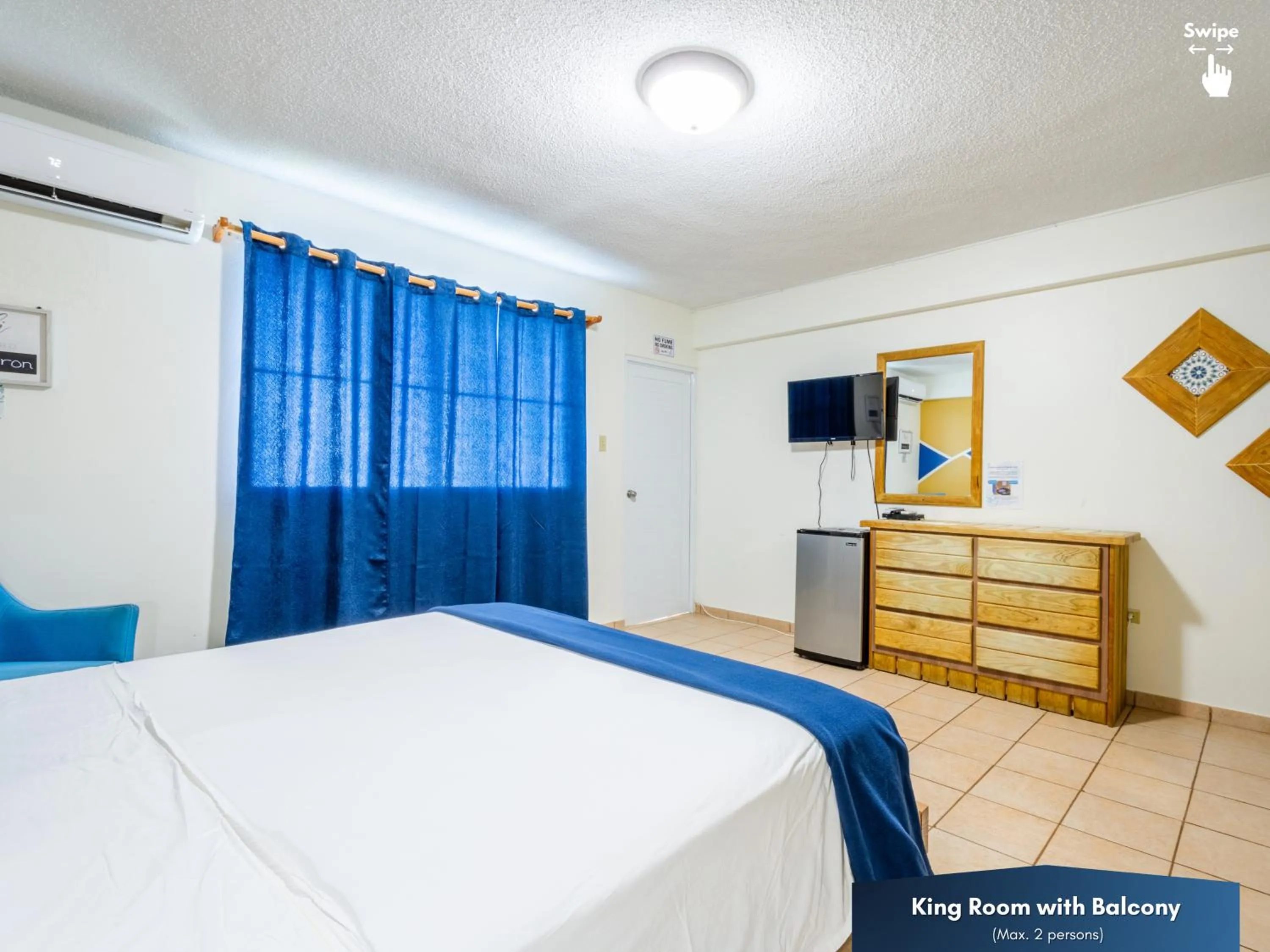 Bedroom, Bed in West Coast Inn's