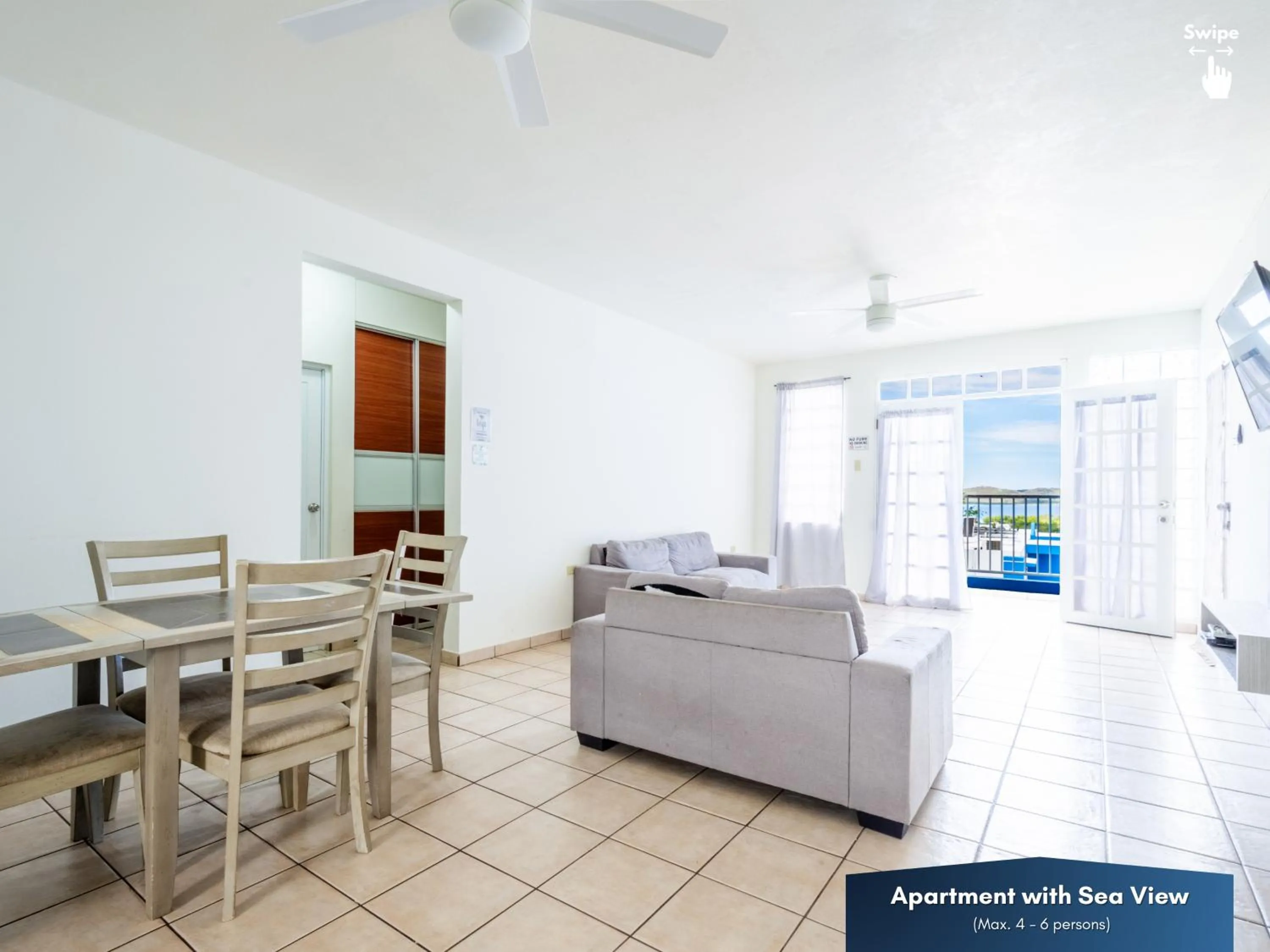 Living room in West Coast Inn's