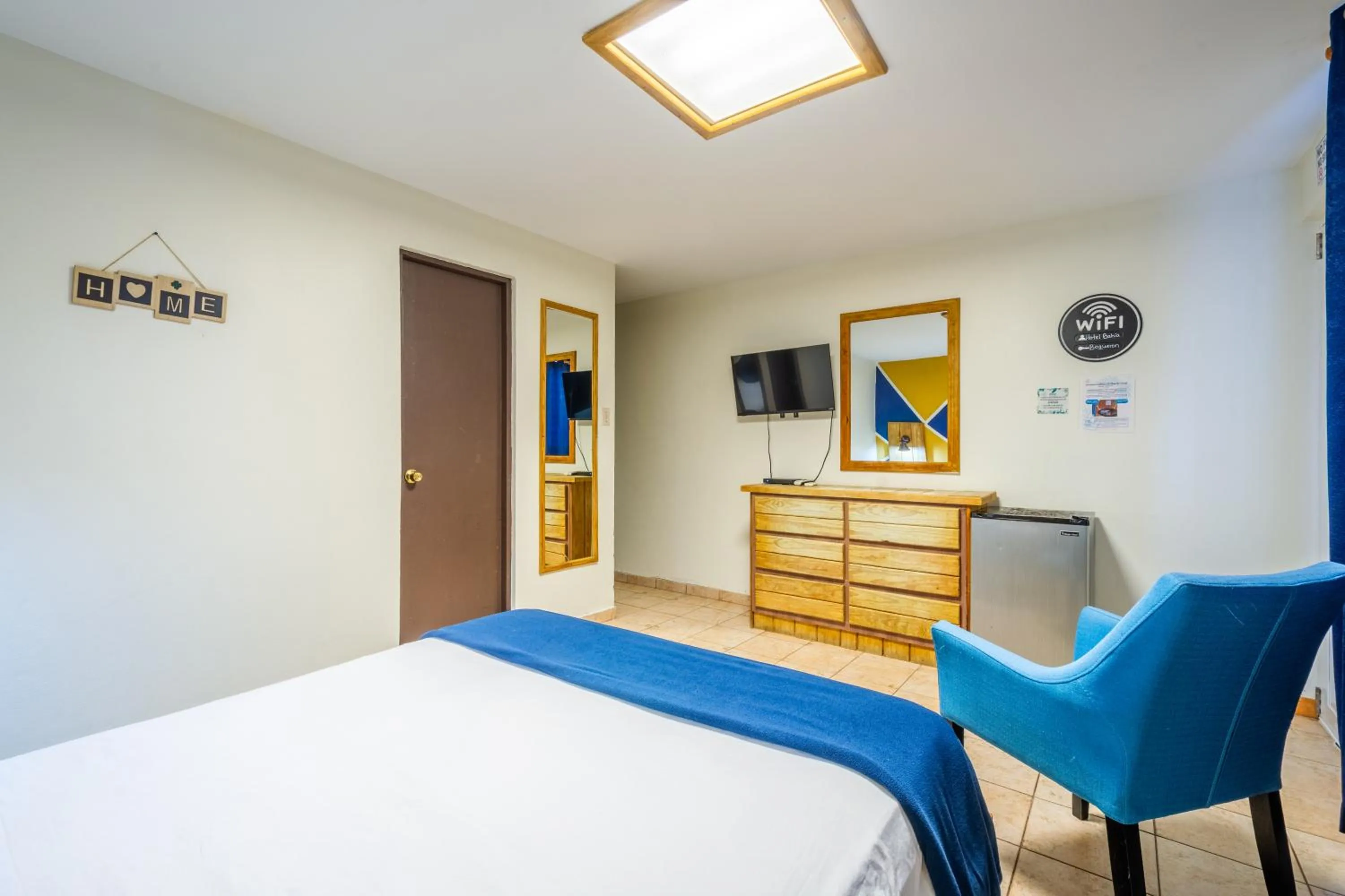 Bed in West Coast Inn's