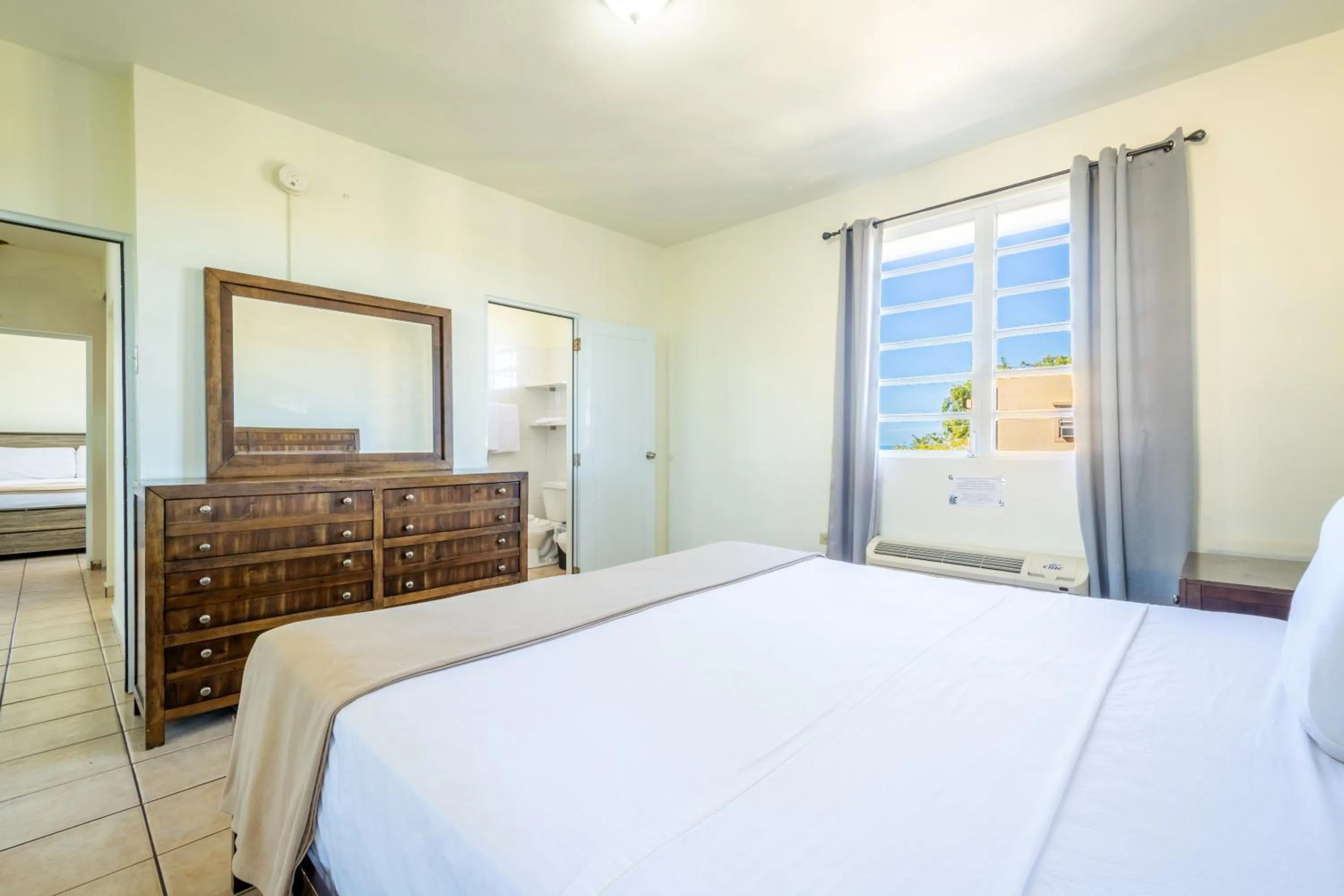 Bed in West Coast Inn's