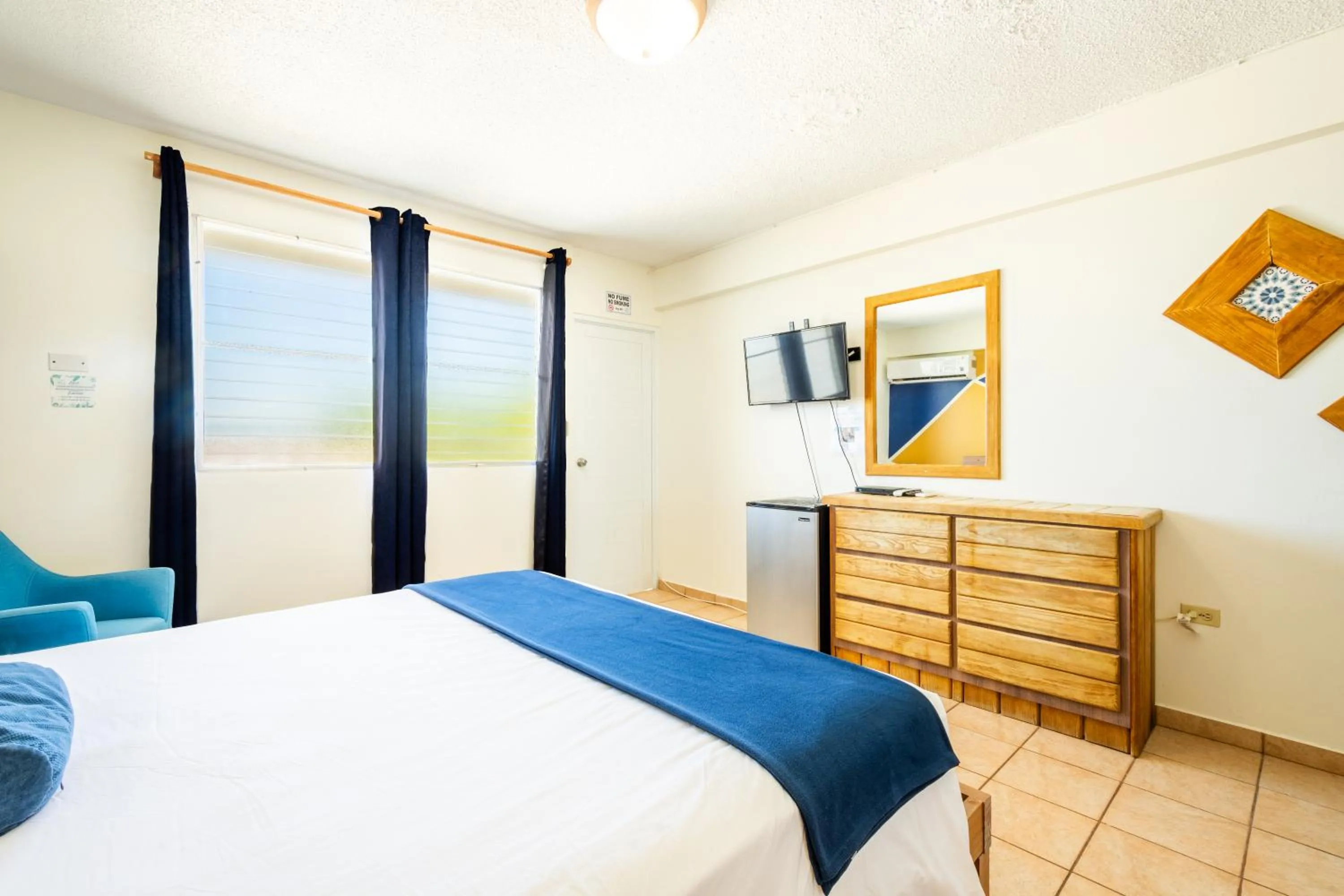 Bed in West Coast Inn's