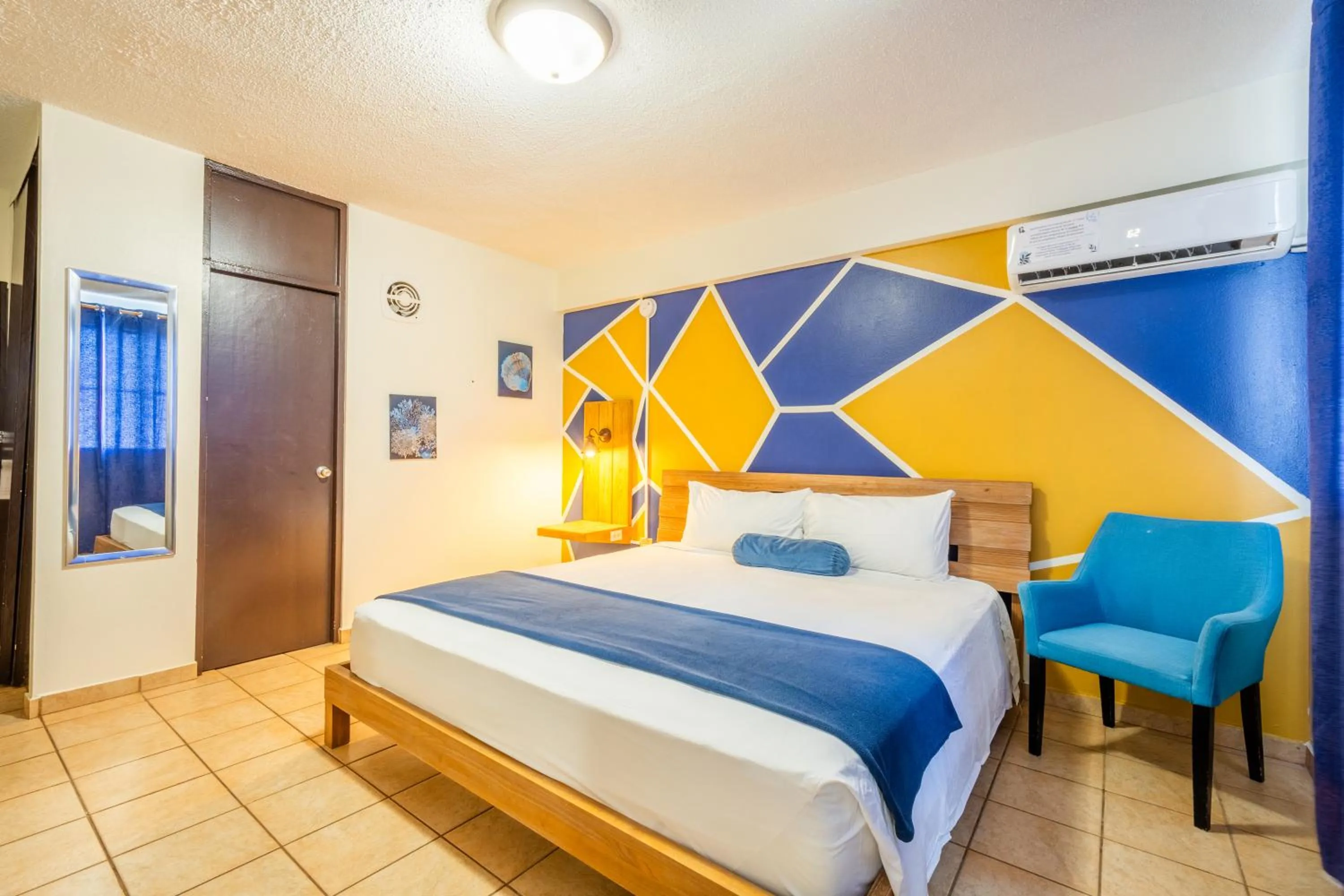 Bed in West Coast Inn's