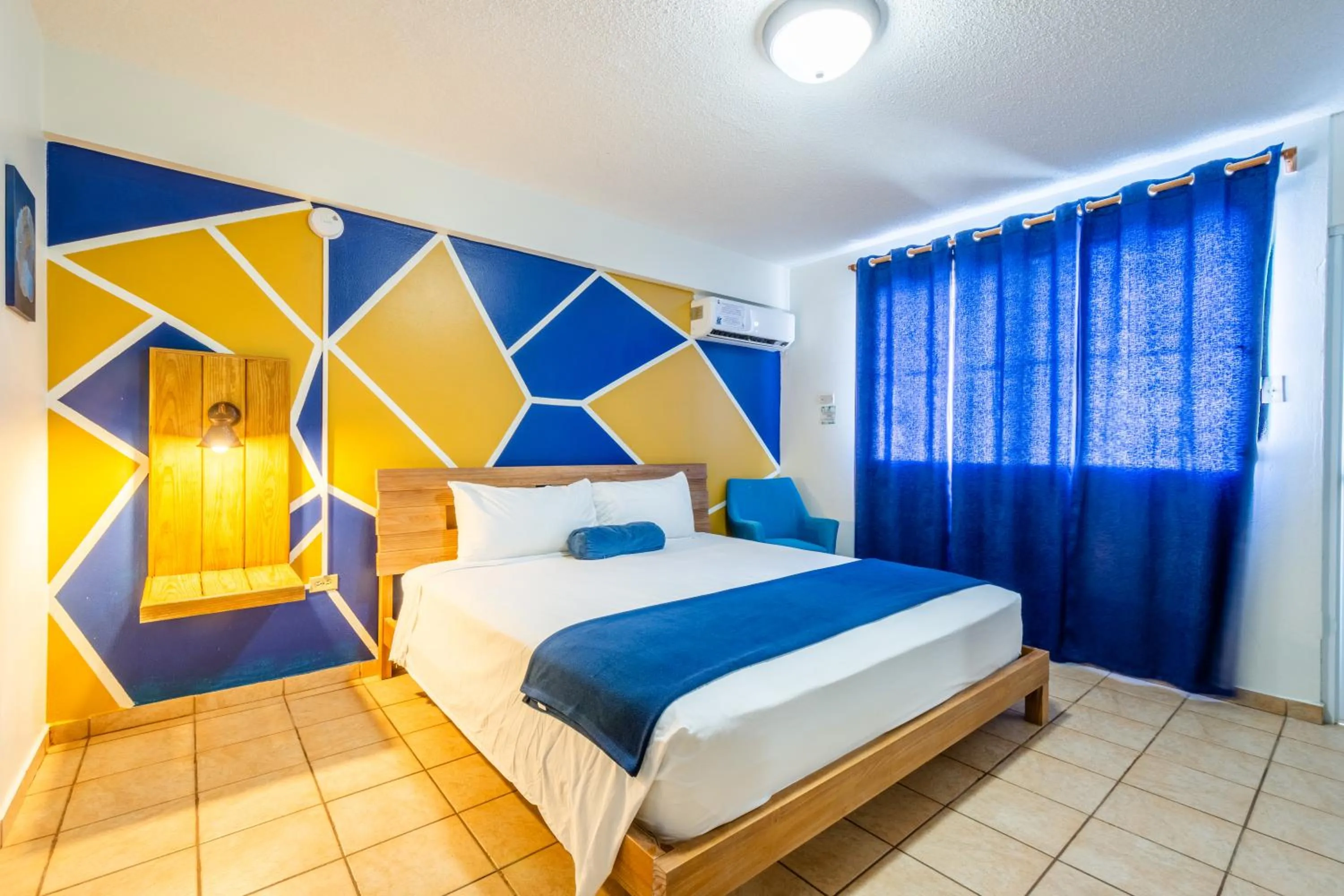 Bed in West Coast Inn's