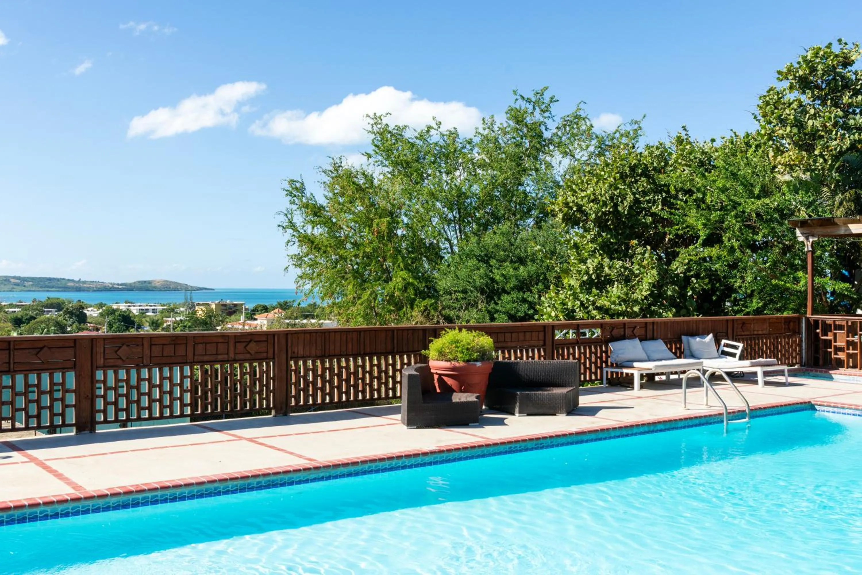 Swimming pool in West Coast Inn's