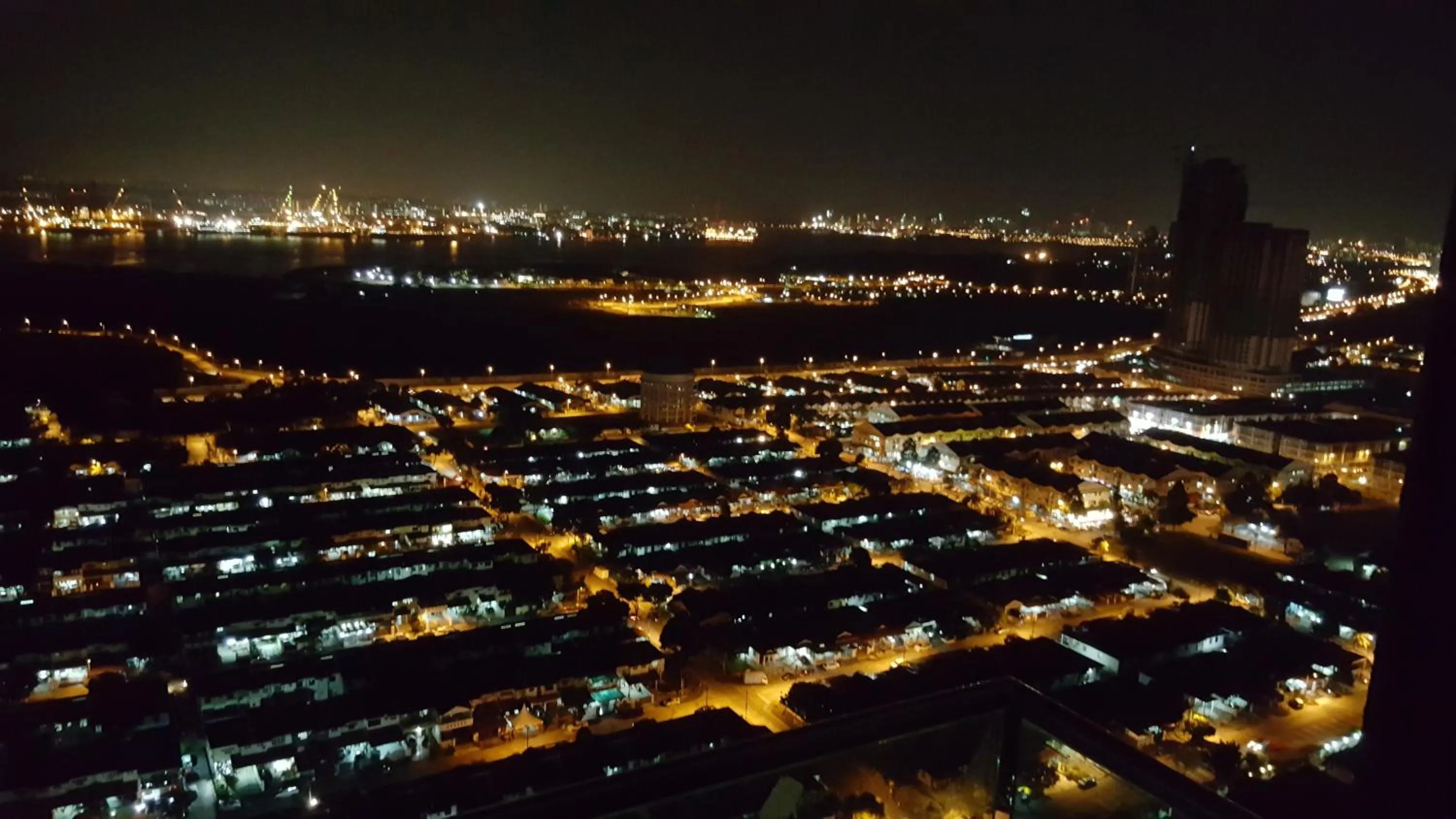 City view in D'calton seaview apartment