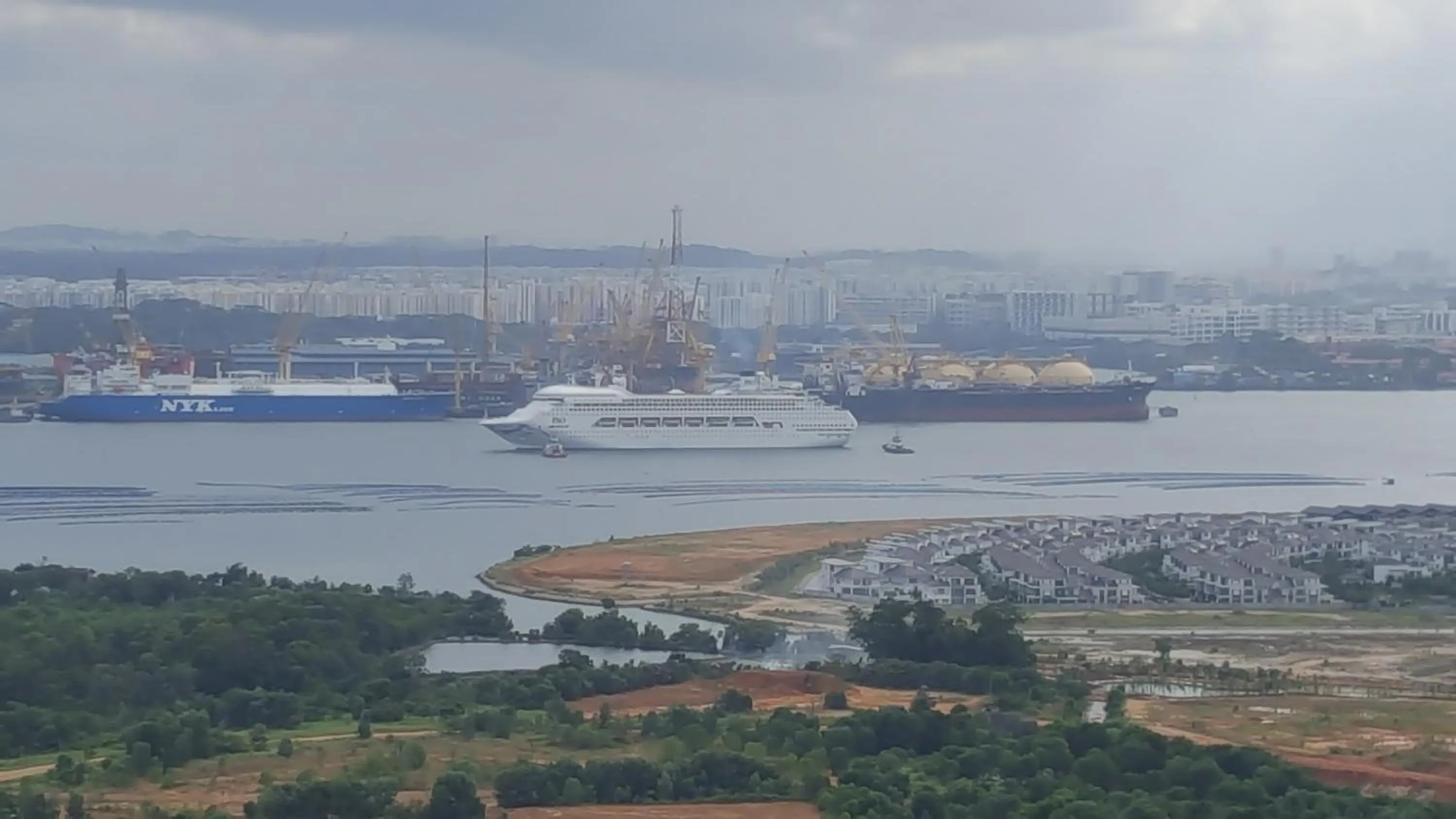 Day in D'calton seaview apartment