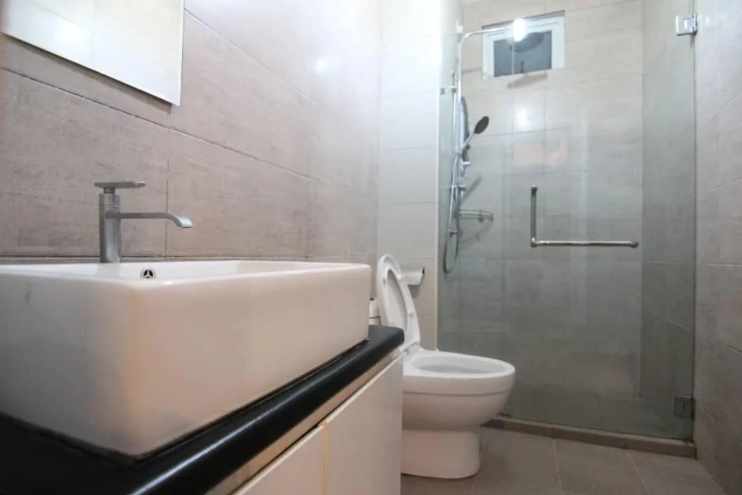 Shower in D'calton seaview apartment