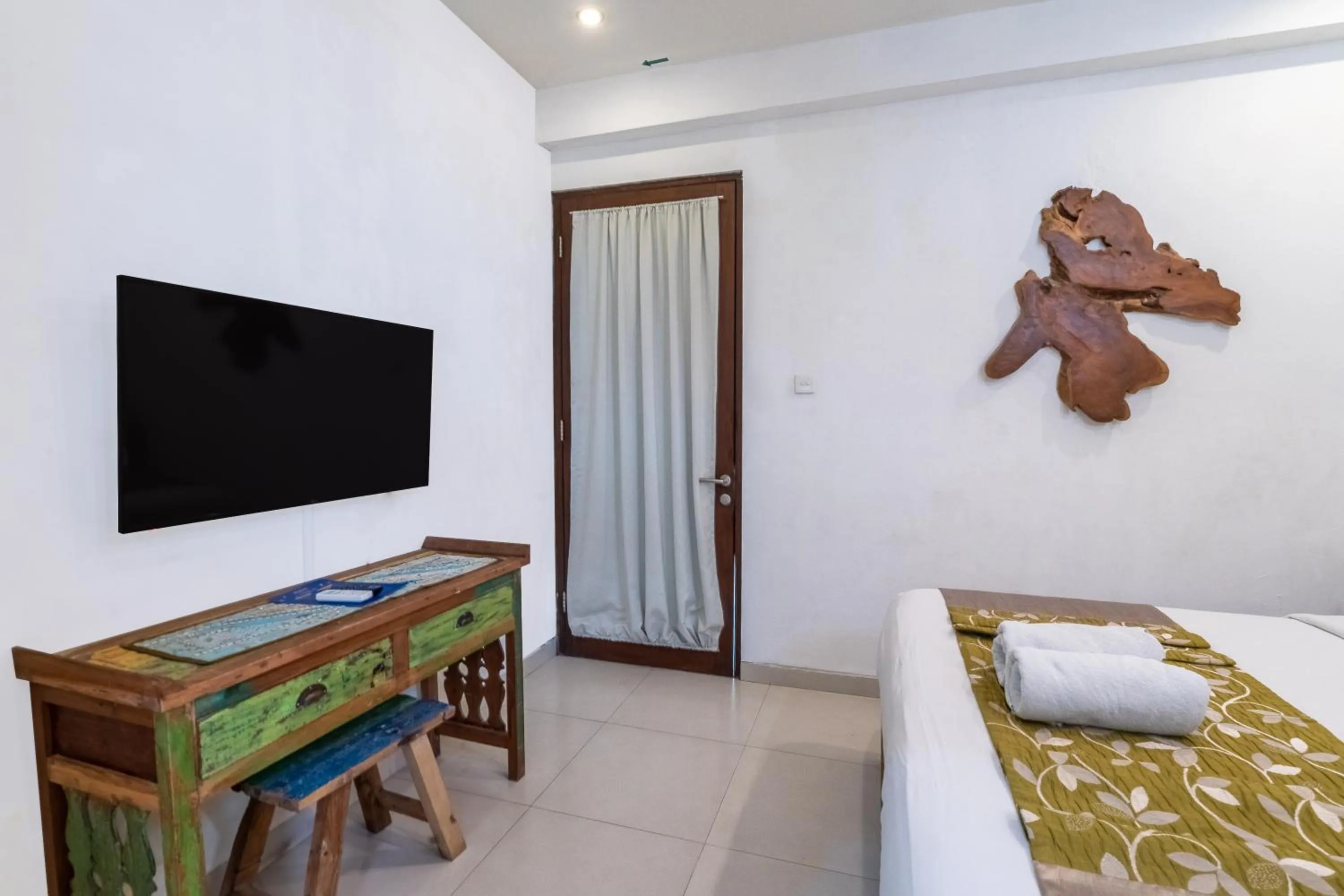 Bed in Villa Aveli Seminyak by Best Deals Asia Hospitality
