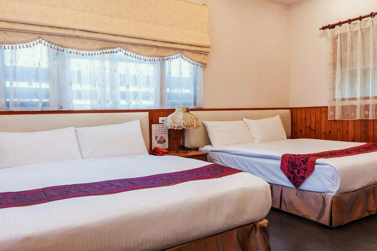 Bedroom, Bed in Hoya Spa Hotel