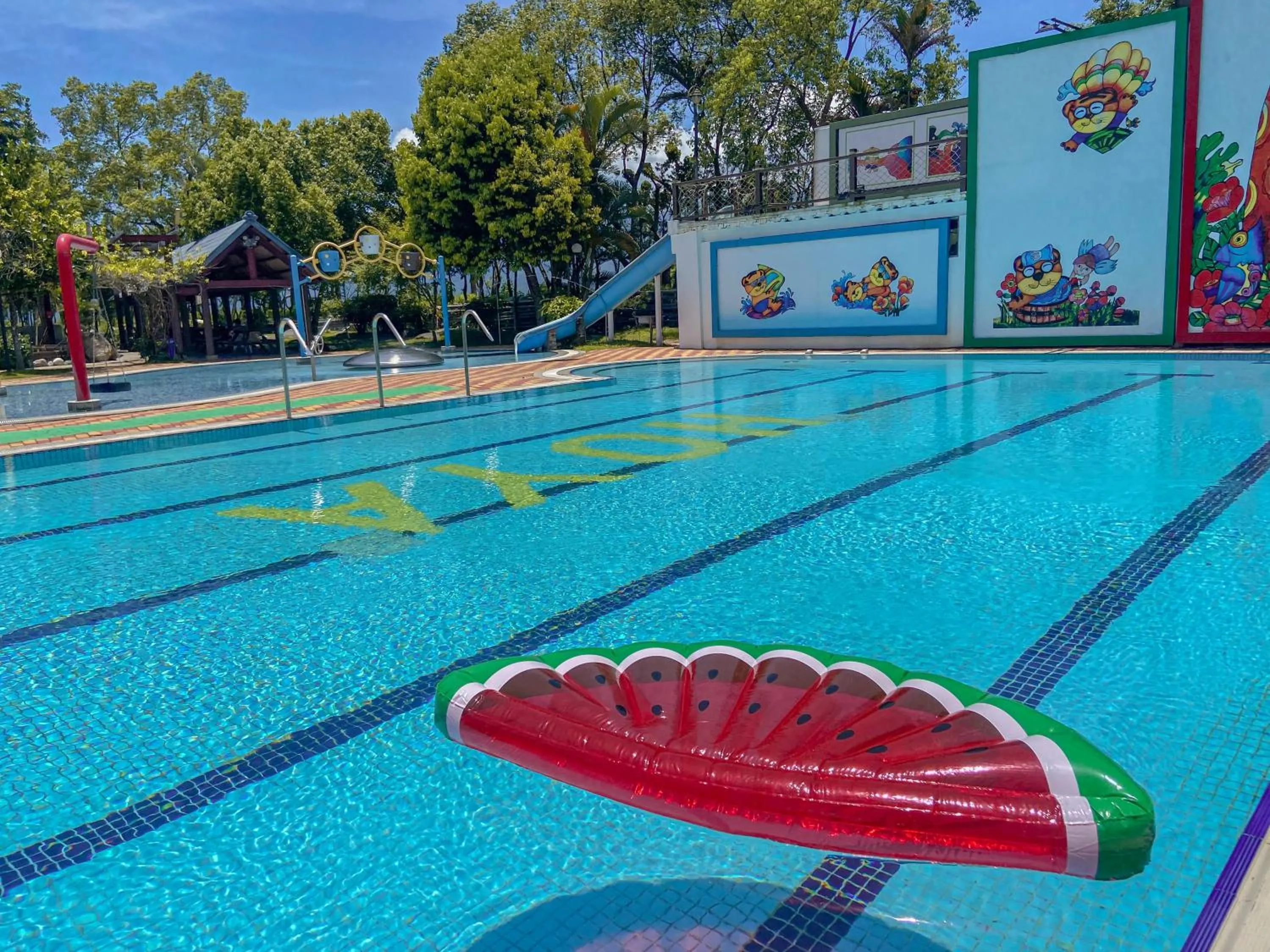 Swimming pool in Hoya Spa Hotel
