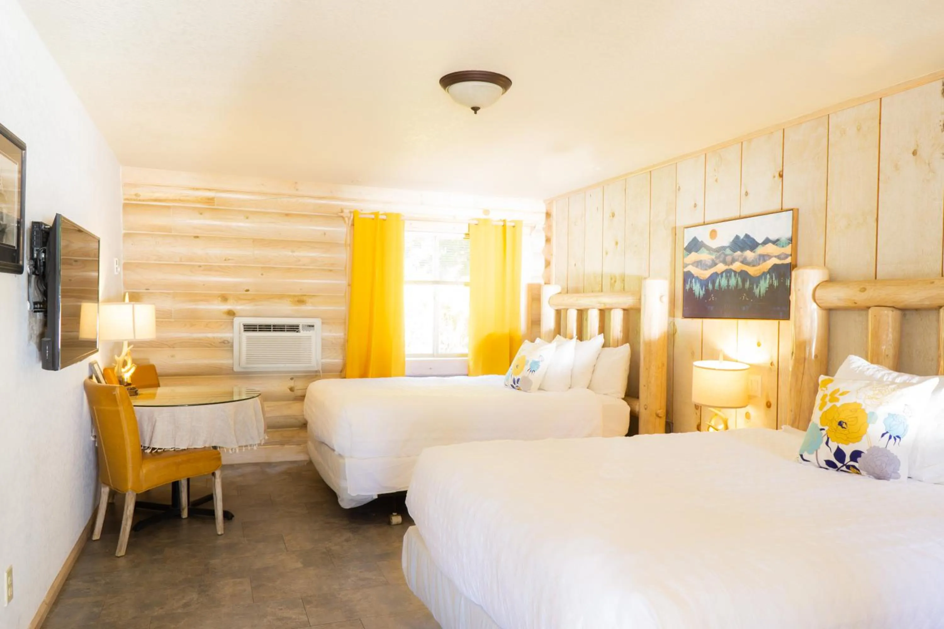 Bed in Log Inn Bonners Ferry