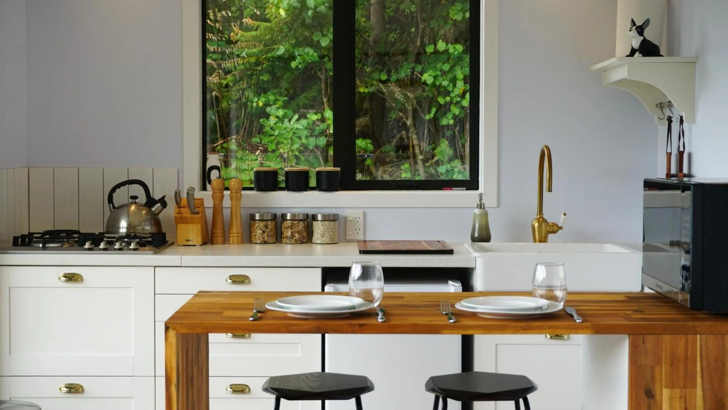 Kitchen or kitchenette in The Lodge At Te Rawa