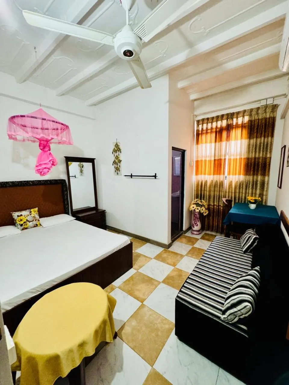 Photo of the whole room, Bed in Dambulla Tourist Resort