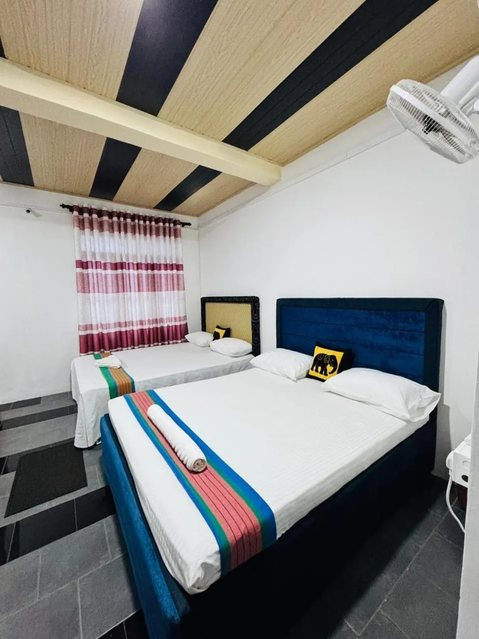 Bed in Dambulla Tourist Resort