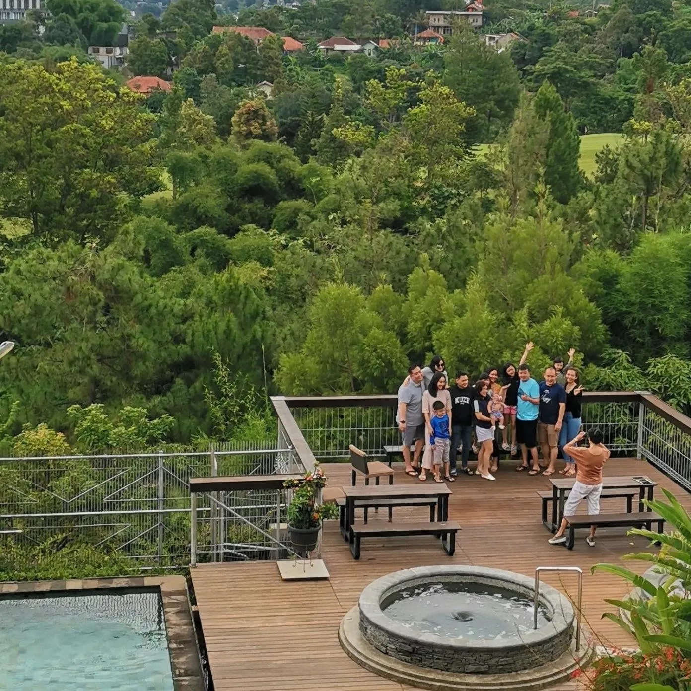 People in Roemah Asri Villa - Resor Dago Pakar