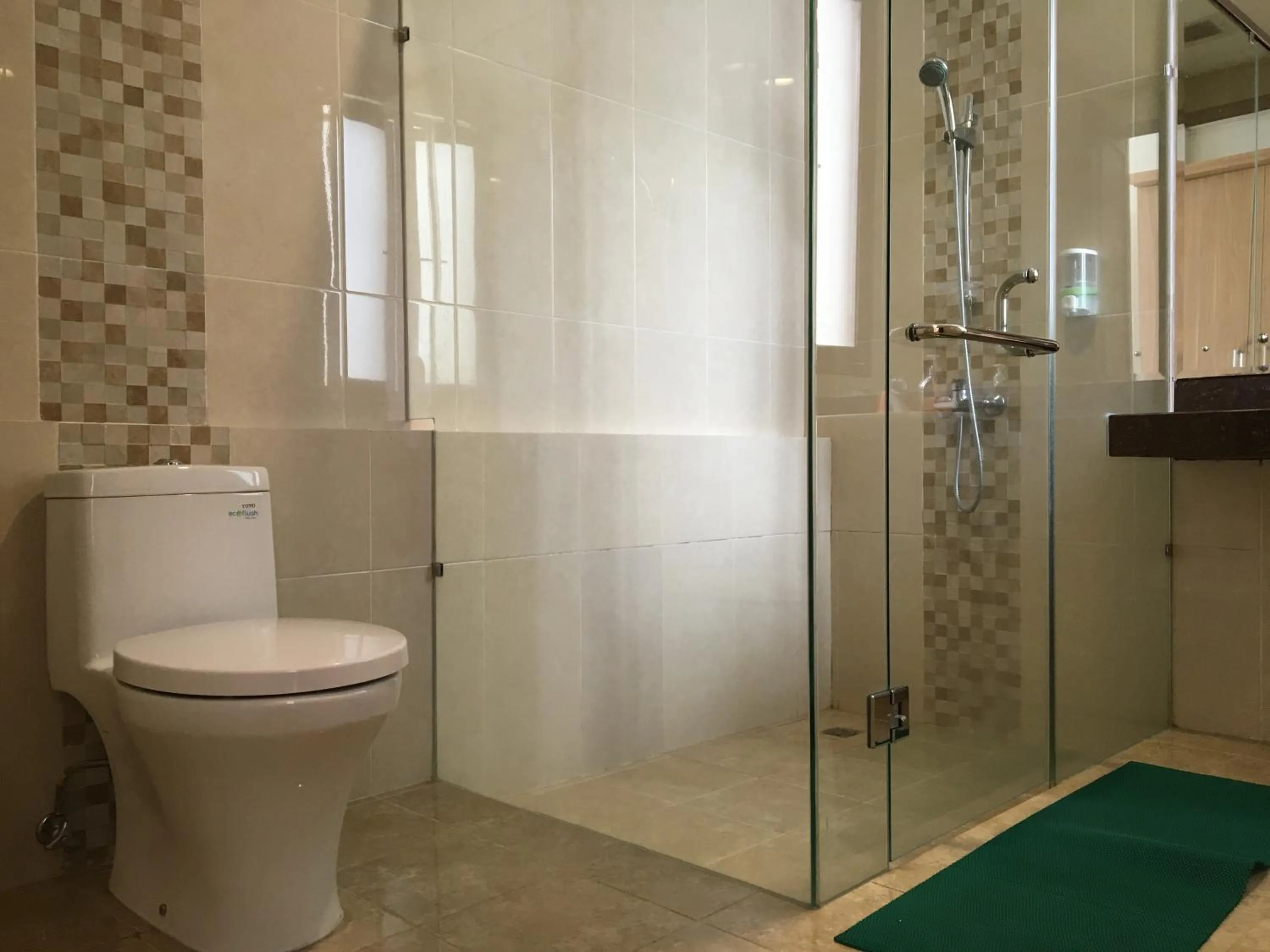 Bathroom in Roemah Asri Villa - Resor Dago Pakar