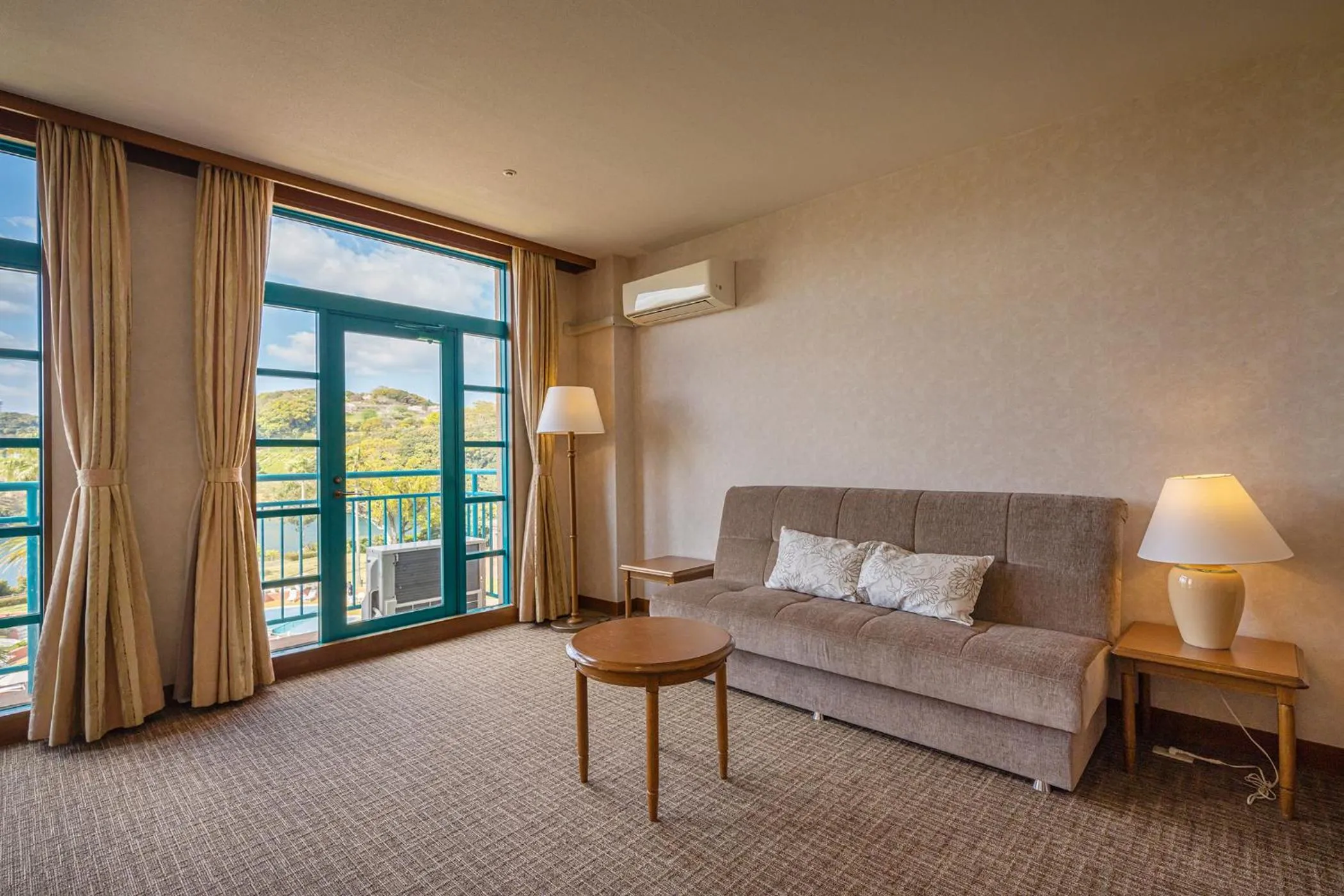 Photo of the whole room, Bed in Ooedo Onsen Monogatari Premium Saikaibashi