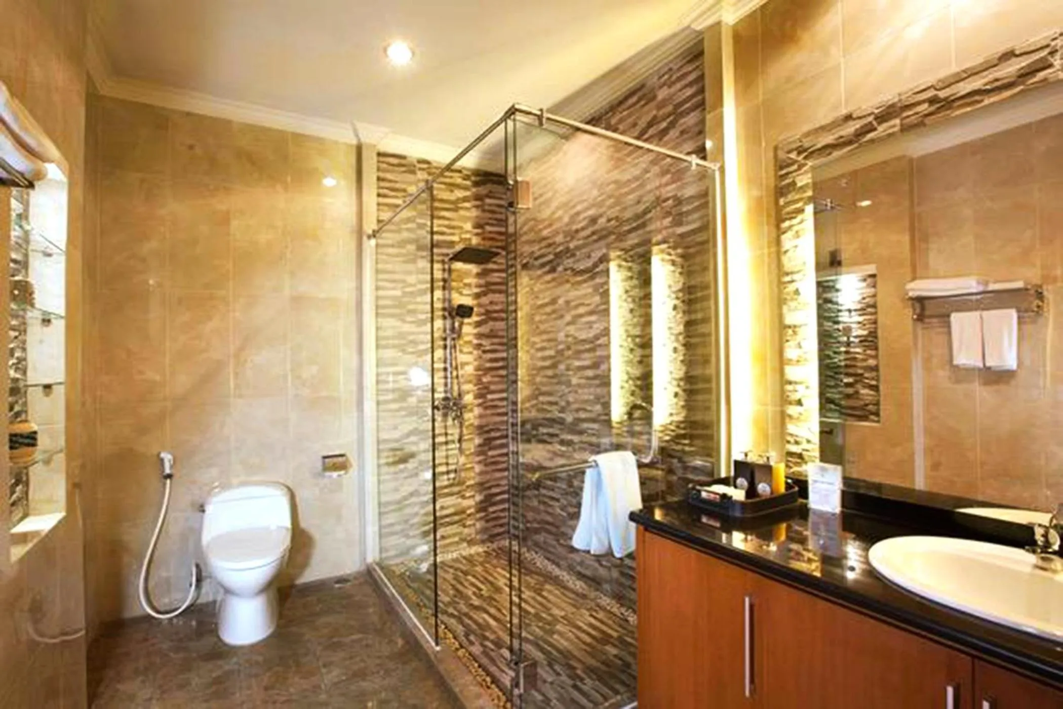 Bathroom in Raintree Boutique Villa & Gallery