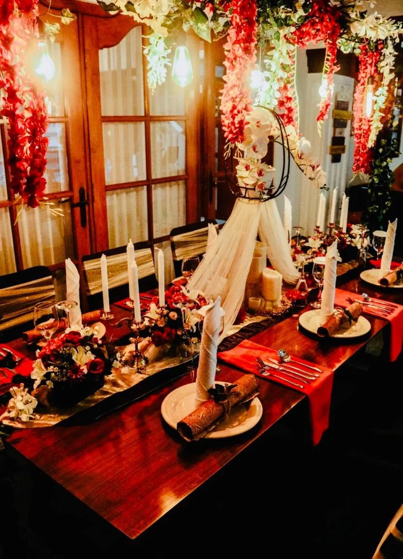 Restaurant/places to eat in Raintree Boutique Villa & Gallery