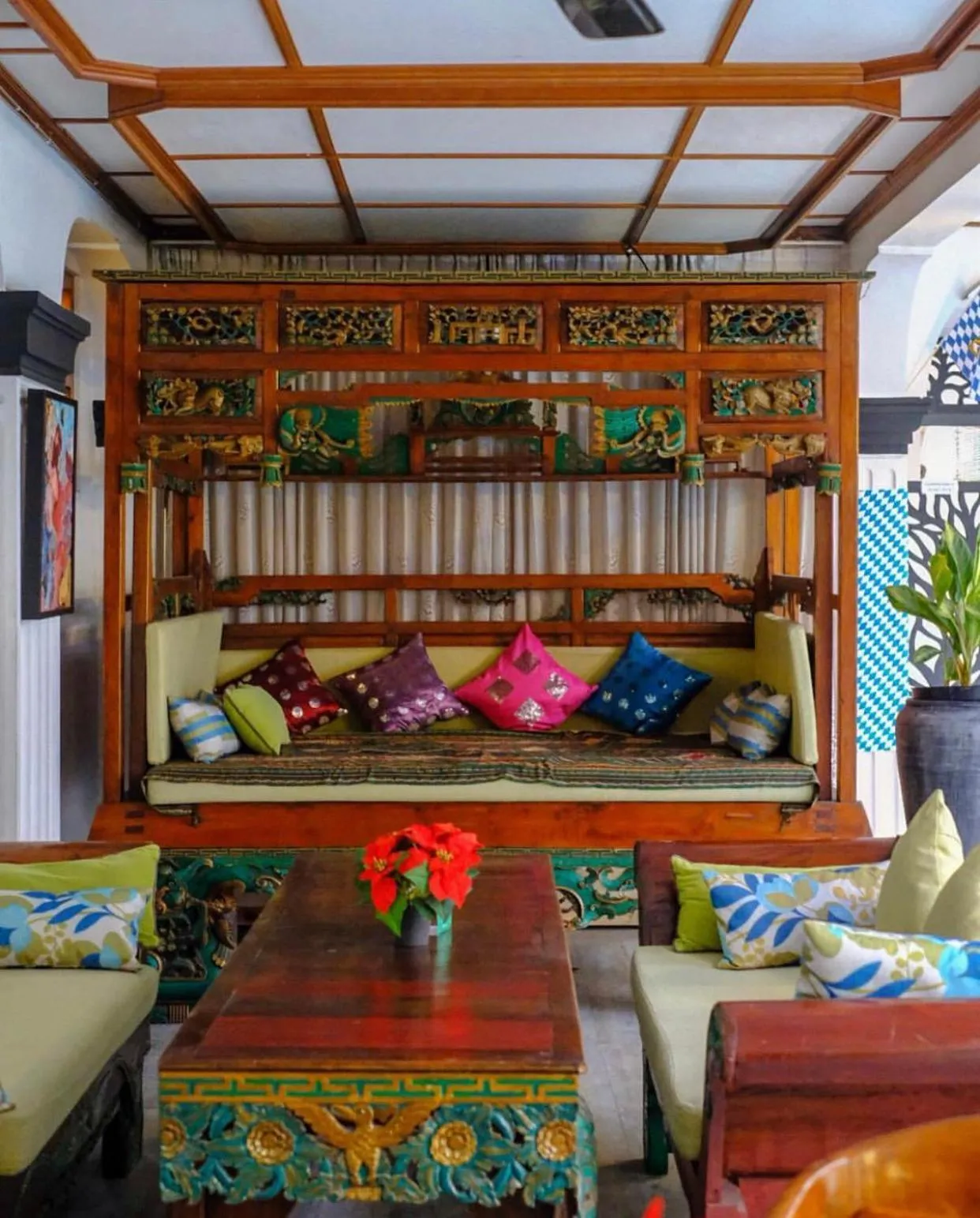 Restaurant/places to eat, Bed in Raintree Boutique Villa & Gallery