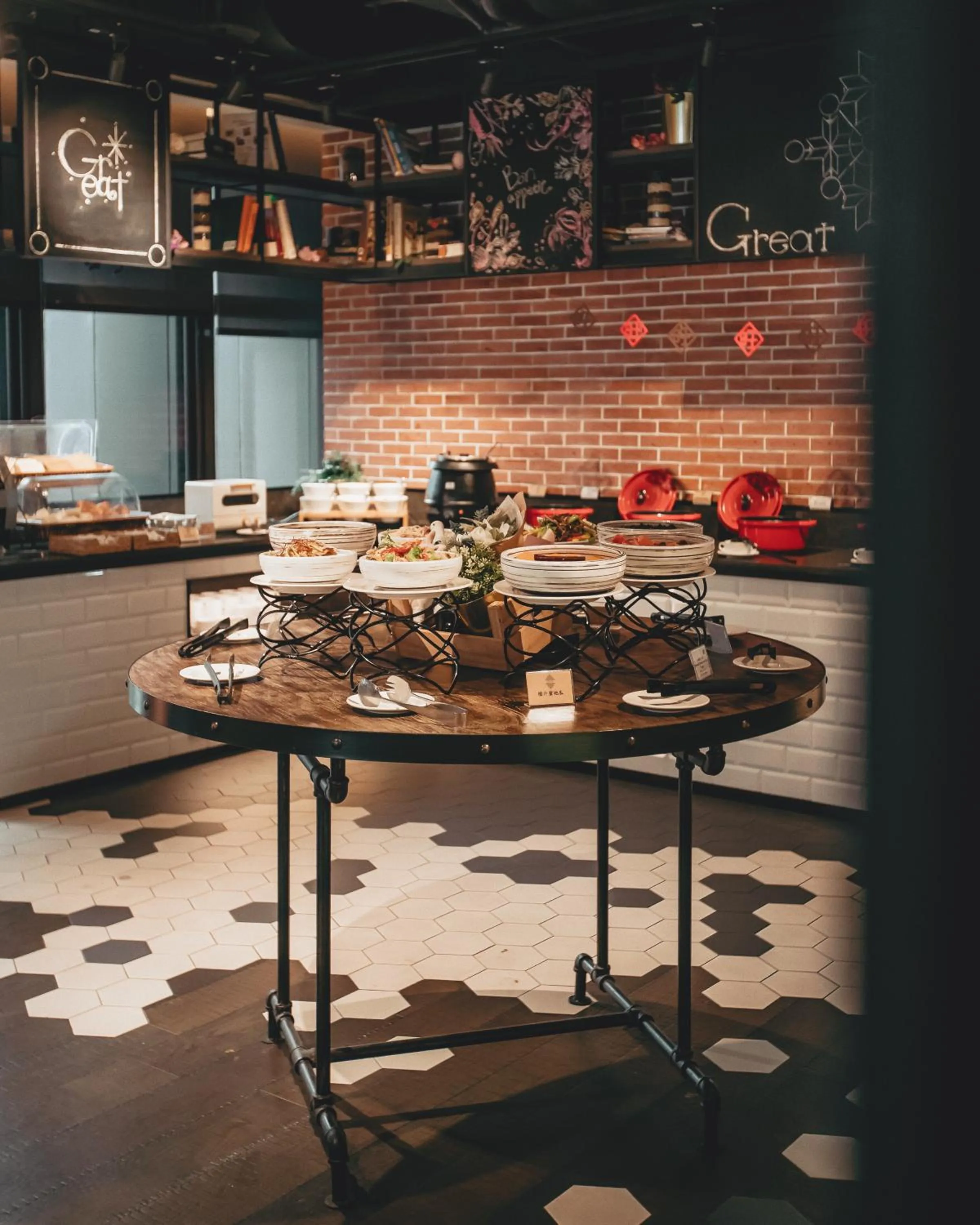 Kitchen or kitchenette in Greet Inn