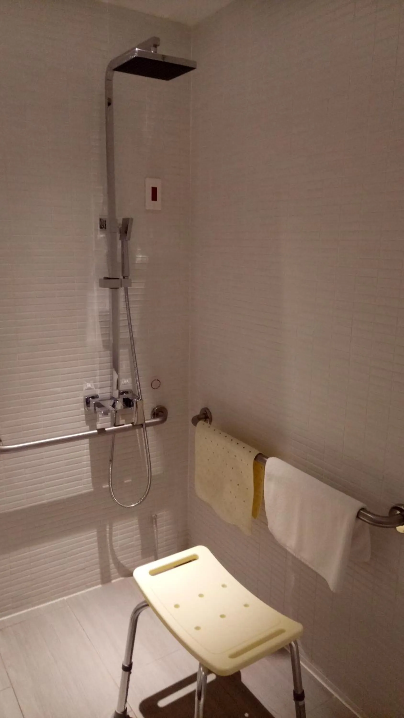 Bathroom in Greet Inn