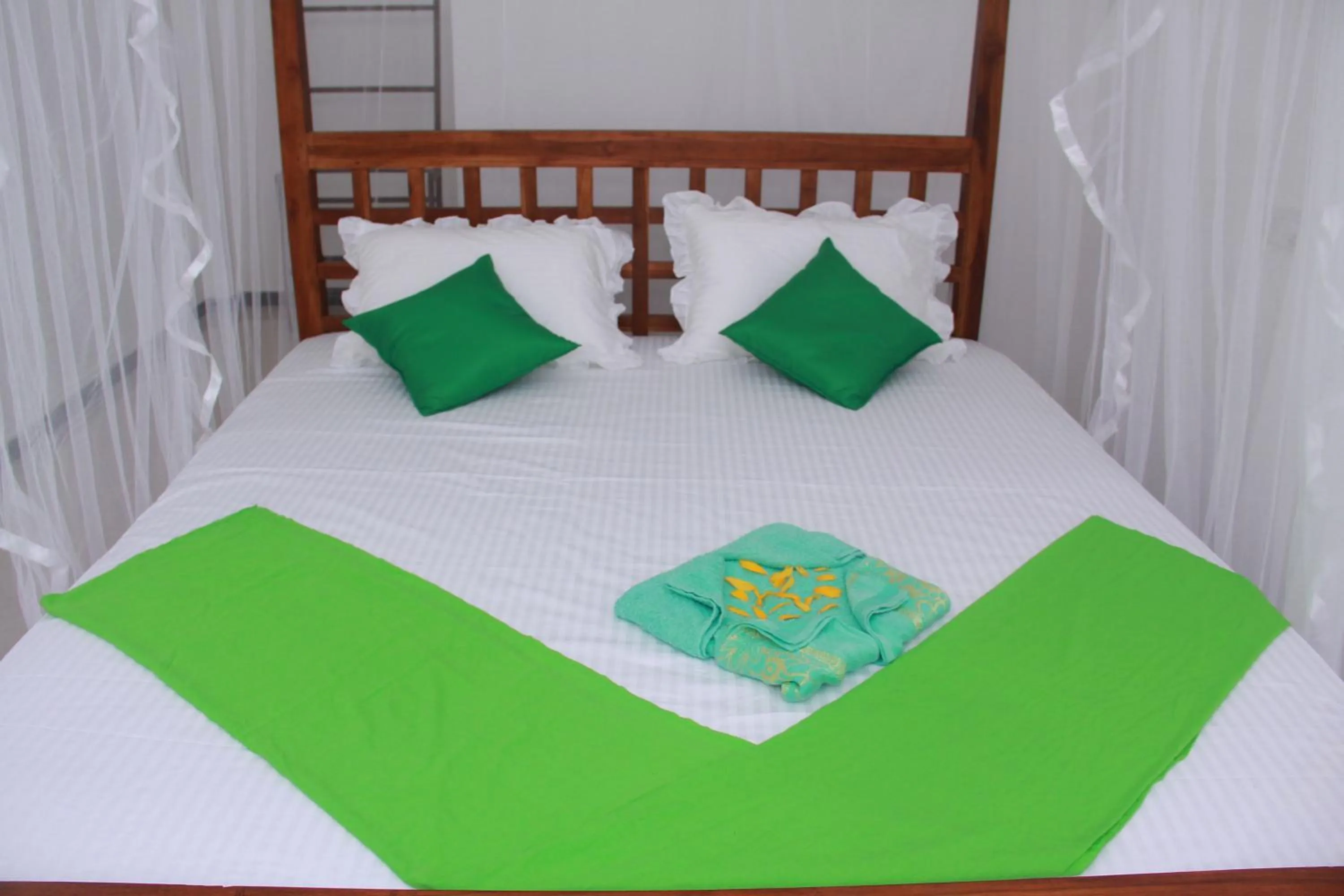 bunk bed, Bed in Resort of Happiness