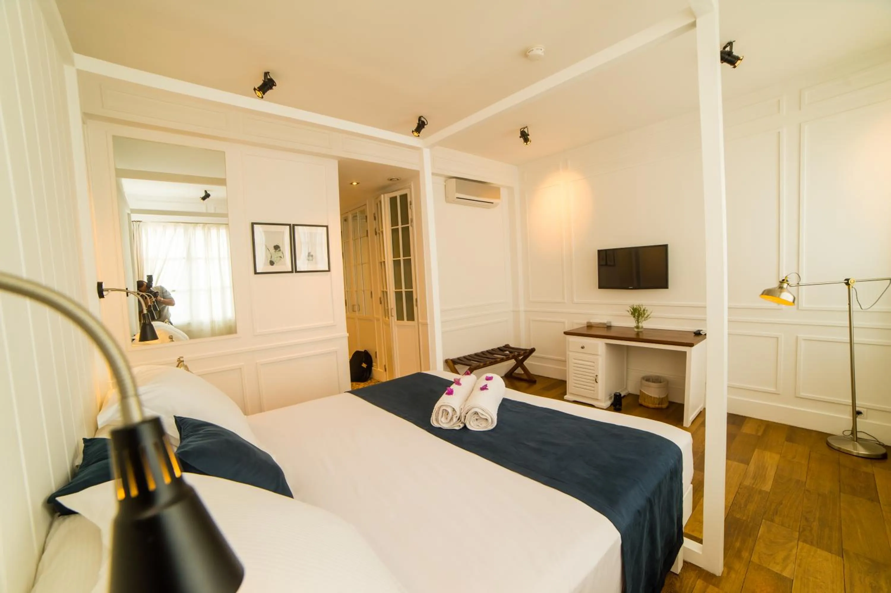 Photo of the whole room, Bed in Grand Hotel Urban