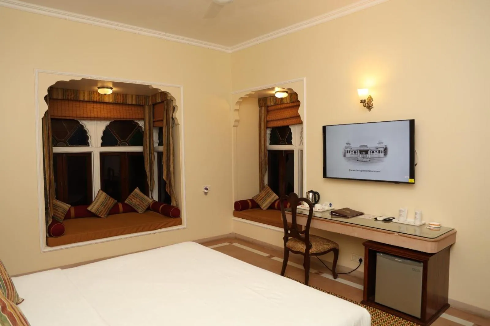 Bedroom, Bed in Heritage Resort Bikaner
