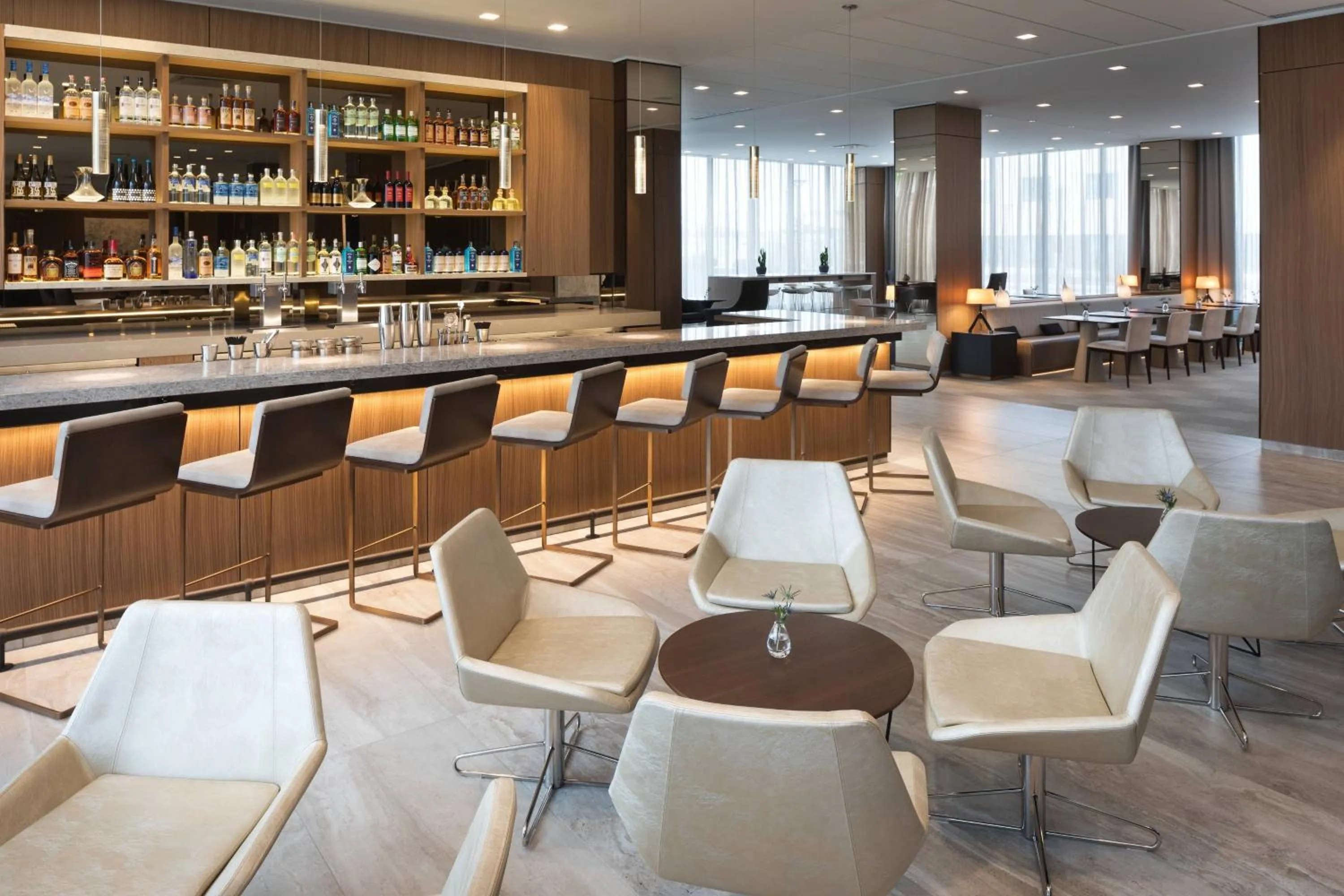 Lounge or bar in AC Hotel by Marriott Bloomington Mall of America