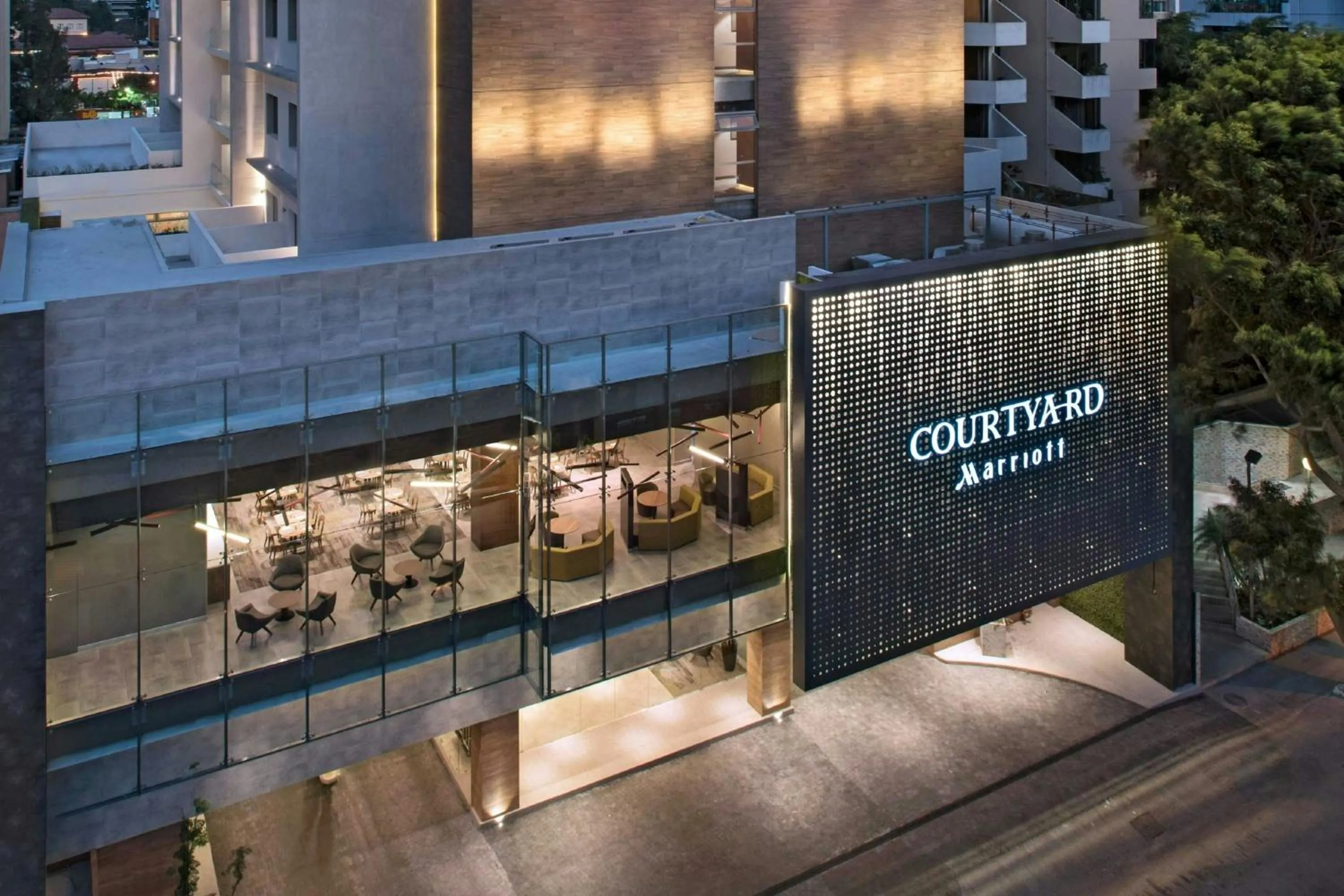 Property building in Courtyard by Marriott Guatemala City