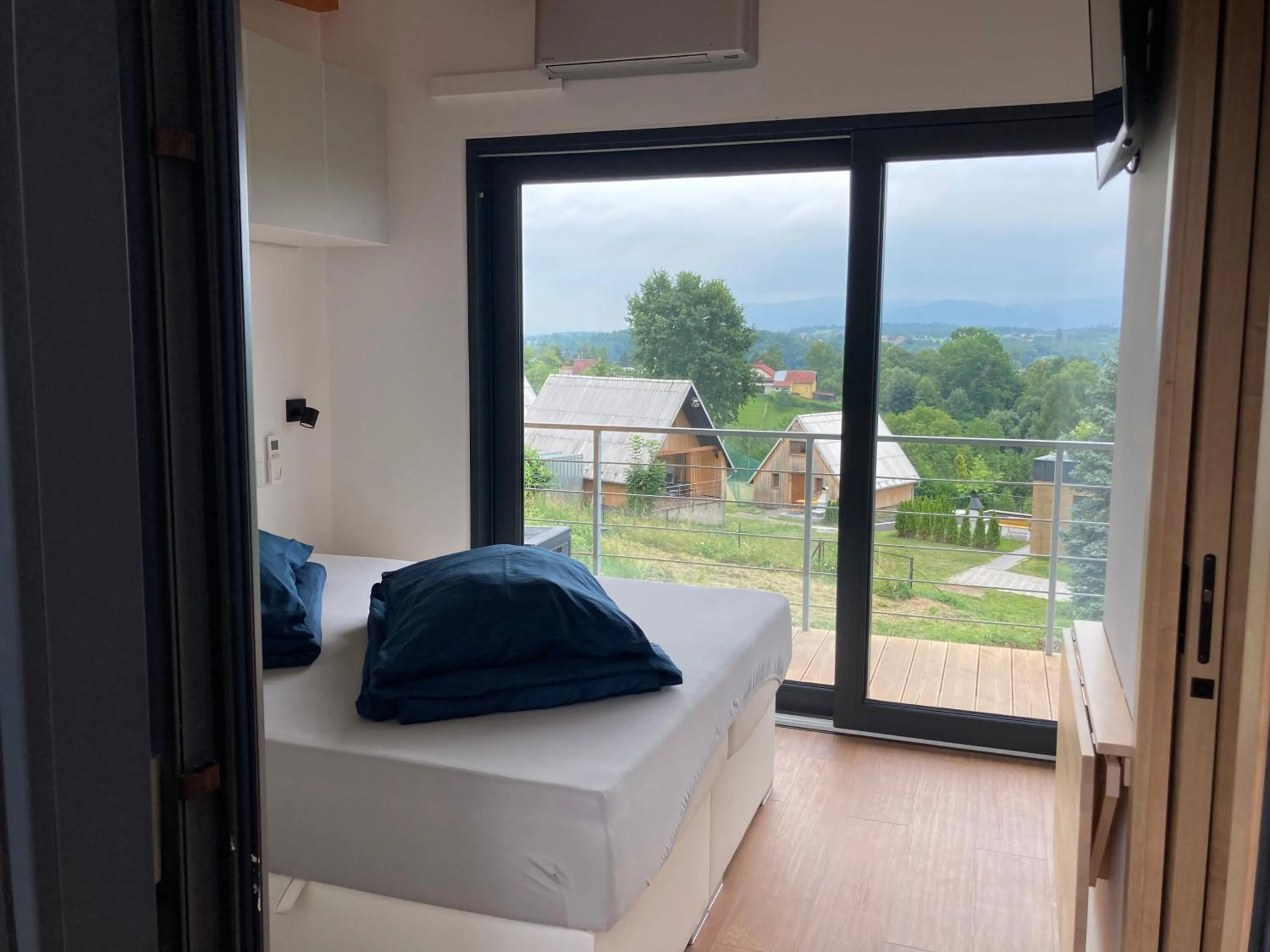 View (from property/room), Bed in Retro chaty Soběšky