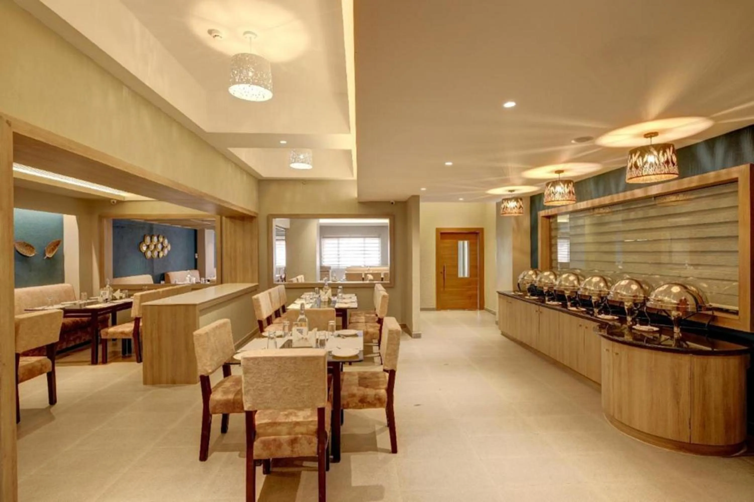 Restaurant/places to eat in IMA House